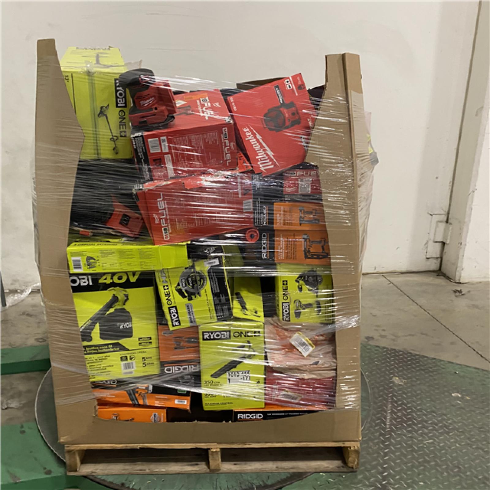 Dallas Location - As-Is Tool Pallet