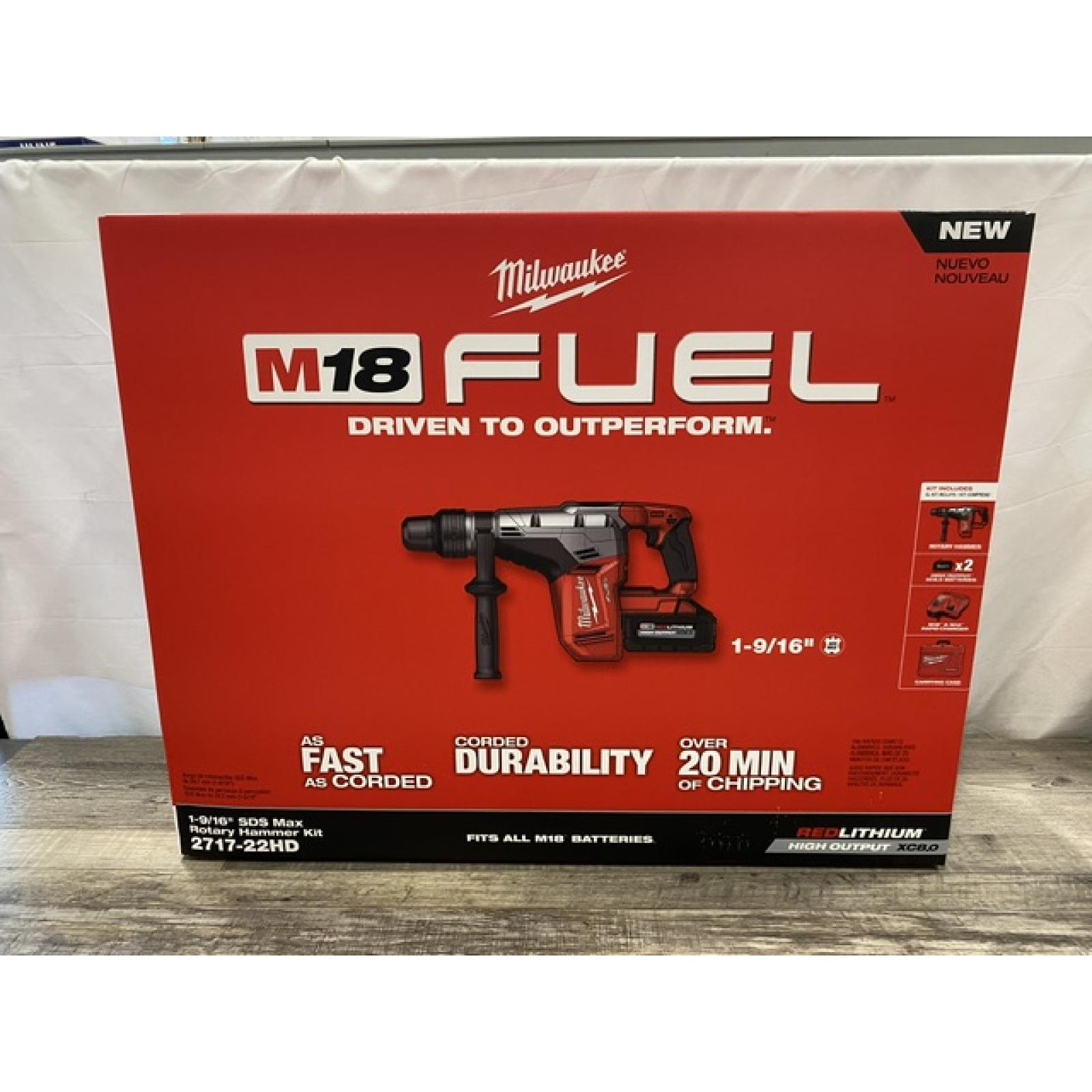 NEW - Milwaukee FUEL 18V Lithium-Ion Brushless Cordless 1-9/16 in. SDS-Max Rotary Hammer Kit