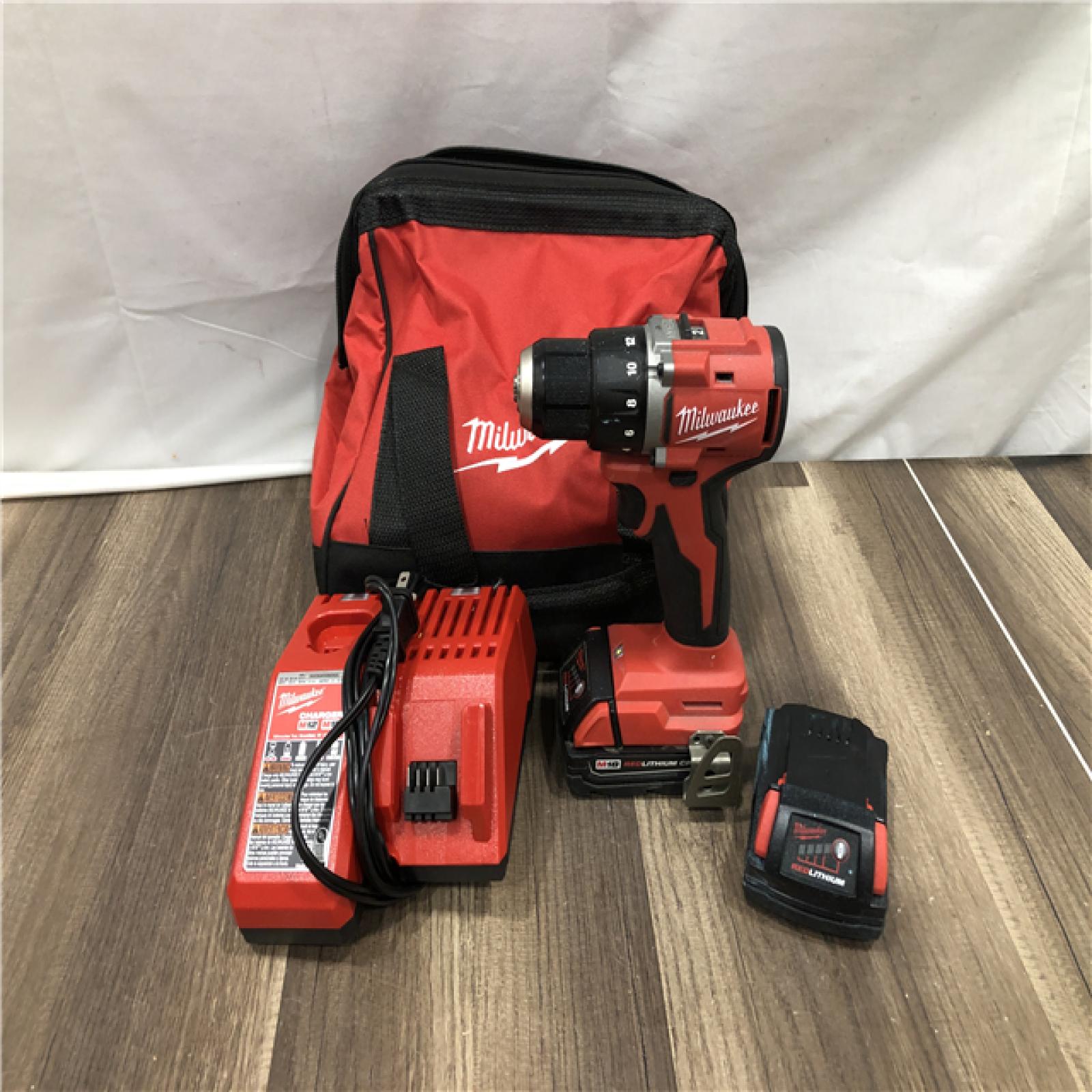 AS-IS Milwaukee 18V Lithium-Ion Brushless Cordless 1/2 in. Compact Drill/Driver Kit