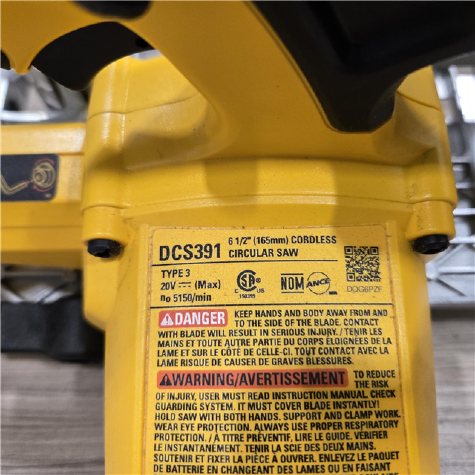 AS-IS DEWALT 6-1/2'' 165MM CIRCULAR SAW (Tool-Only)