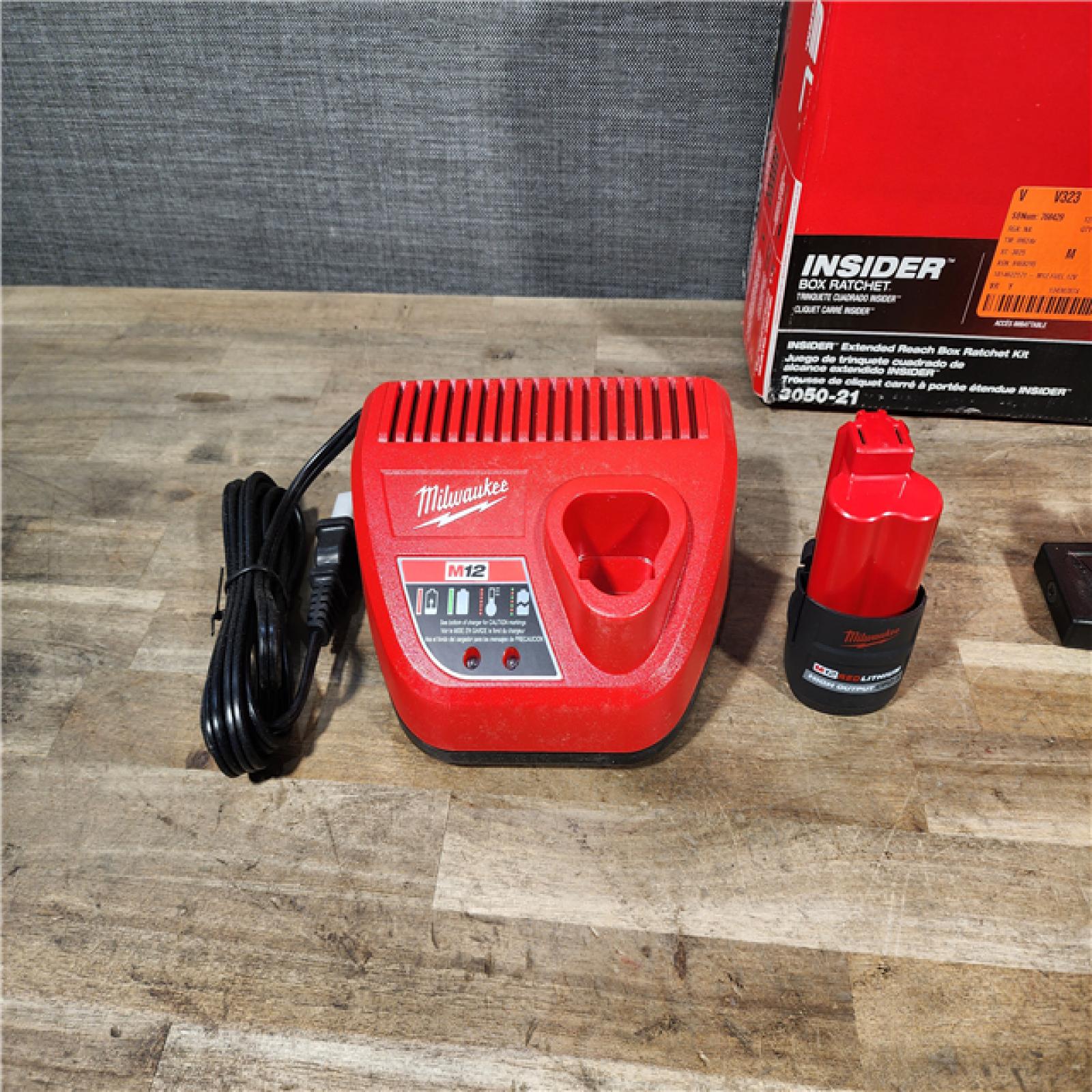 HOUSTON LOCATION - AS-IS M12 FUEL INSIDER 12V Lithium-Ion Brushless Cordless 1/4 in. - 3/8 in. Extended Reach Box Ratchet Kit W/ Battery  Charger