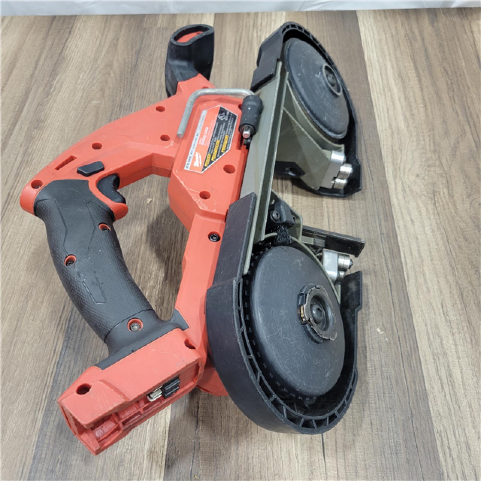 AS-IS Milwaukee M18 FUEL Compact Band Saw