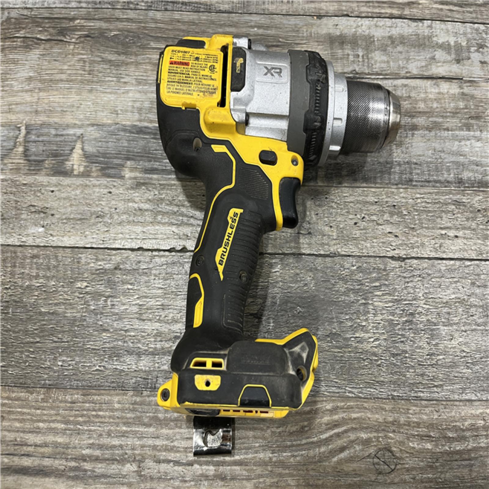 AS-IS DEWALT 20V XR Lithium-Ion Cordless Hammer Drill Kit