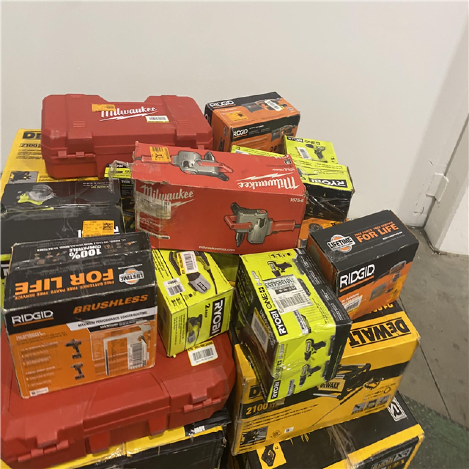 Dallas Location - As-Is Tool Pallet