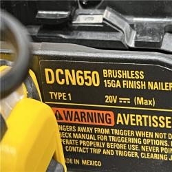 AS-IS DEWALT 20V MAX XR Lithium-Ion Cordless 2-1/2 in. 15-Gauge Finish Nailer Kit