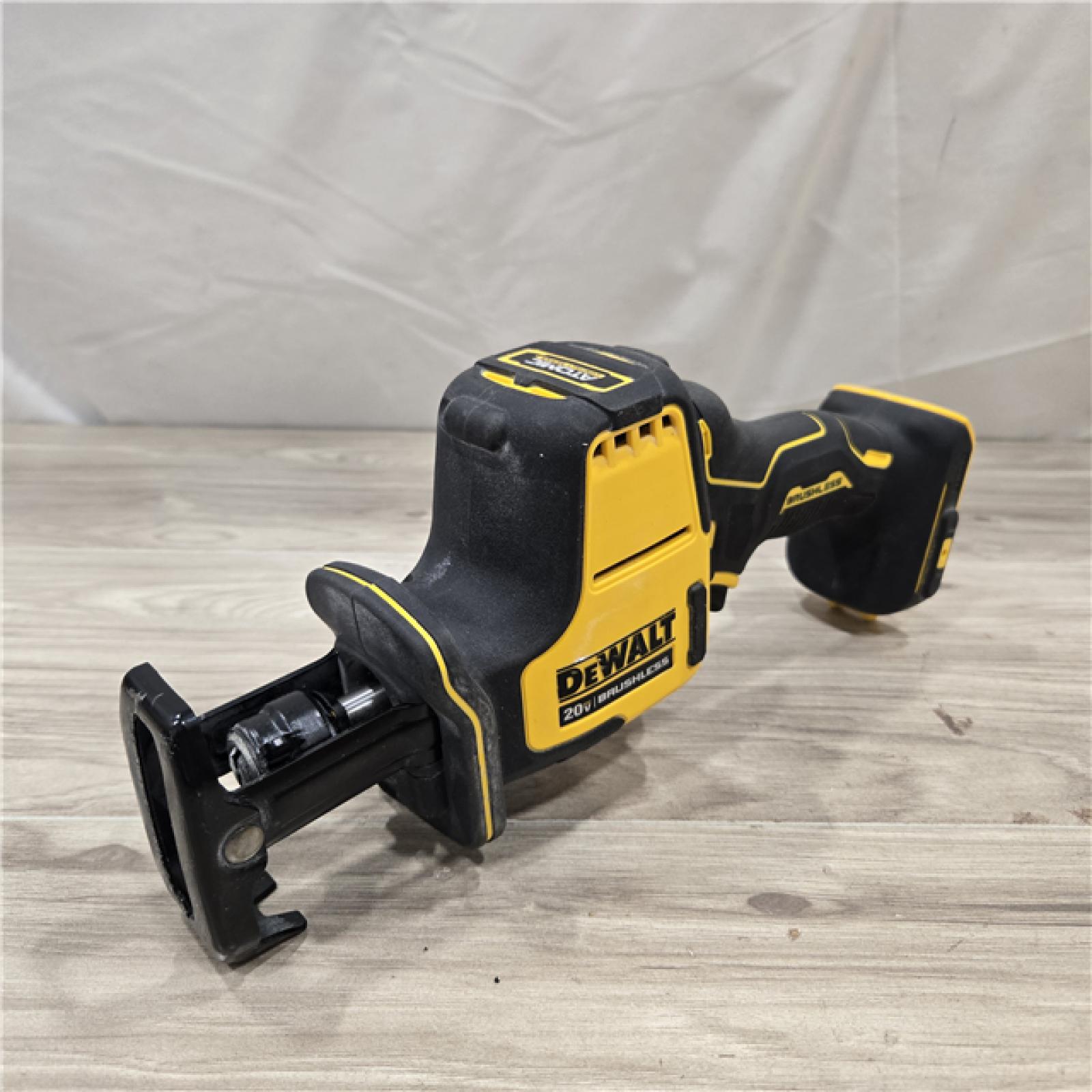 AS-IS Dewalt ATOMIC 20V MAX Cordless One-Handed Reciprocating Saw (Tool Only)