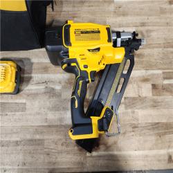 HOUSTON LOCATION - AS - IS DEWALT 20-Volt 30° Cordless Framing Nailer Kit