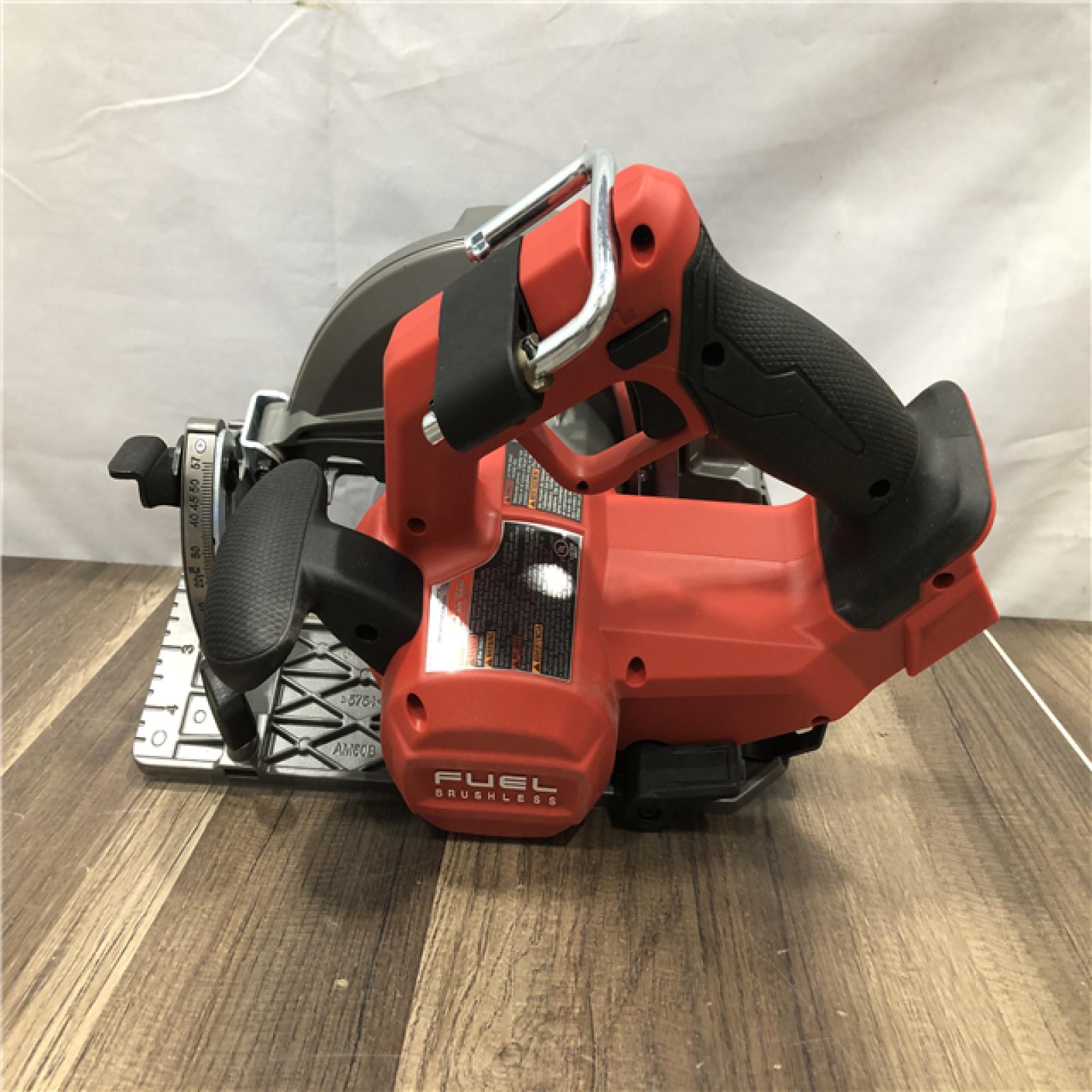 AS-IS Milwaukee FUEL 18V Lithium-Ion Brushless Cordless 7-1/4 in. Circular Saw (Tool-Only)
