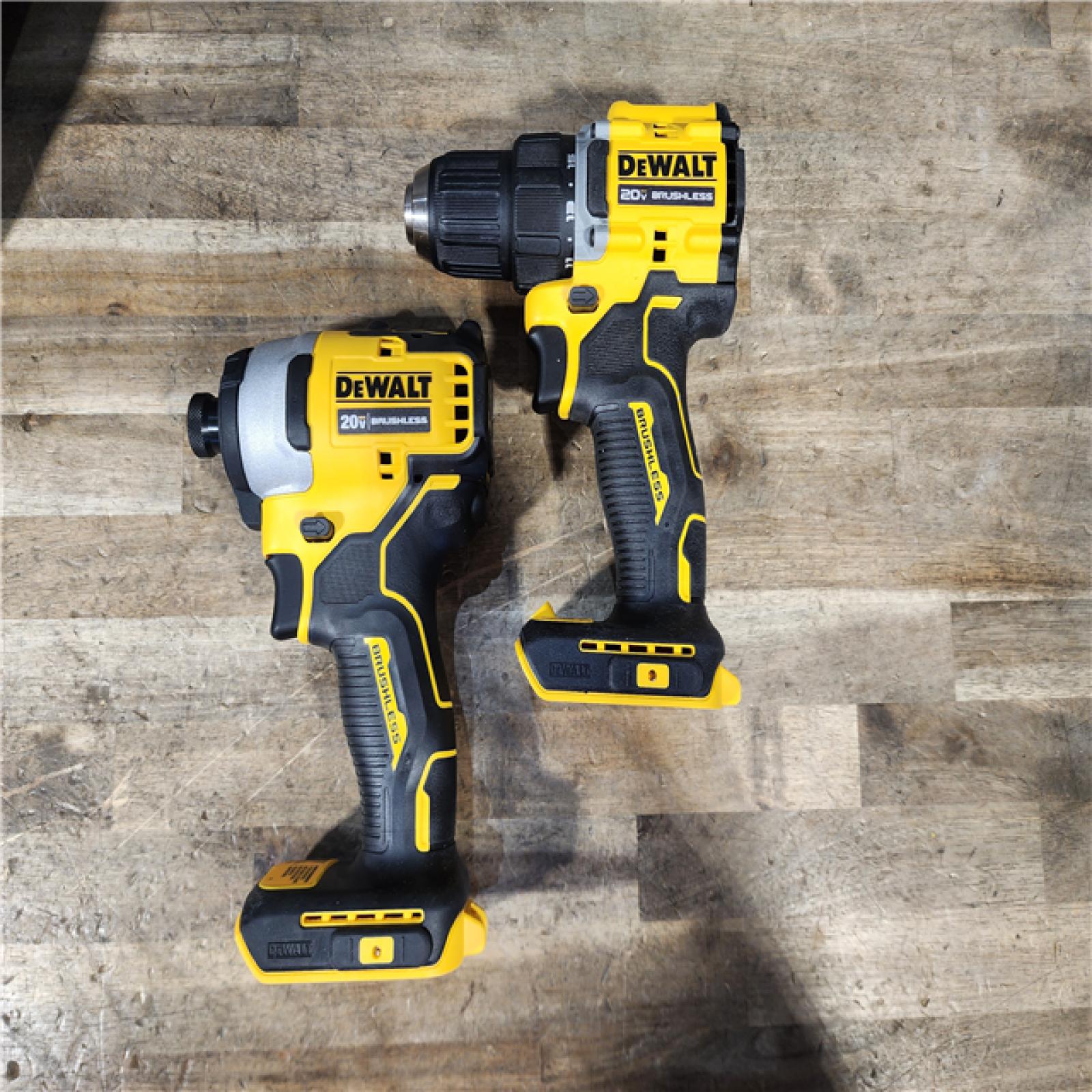 HOUSTON LOCATION - AS-IS DEWALT 2 TOOL COMBO KIT W/ (2) BATTERY & CHARGER