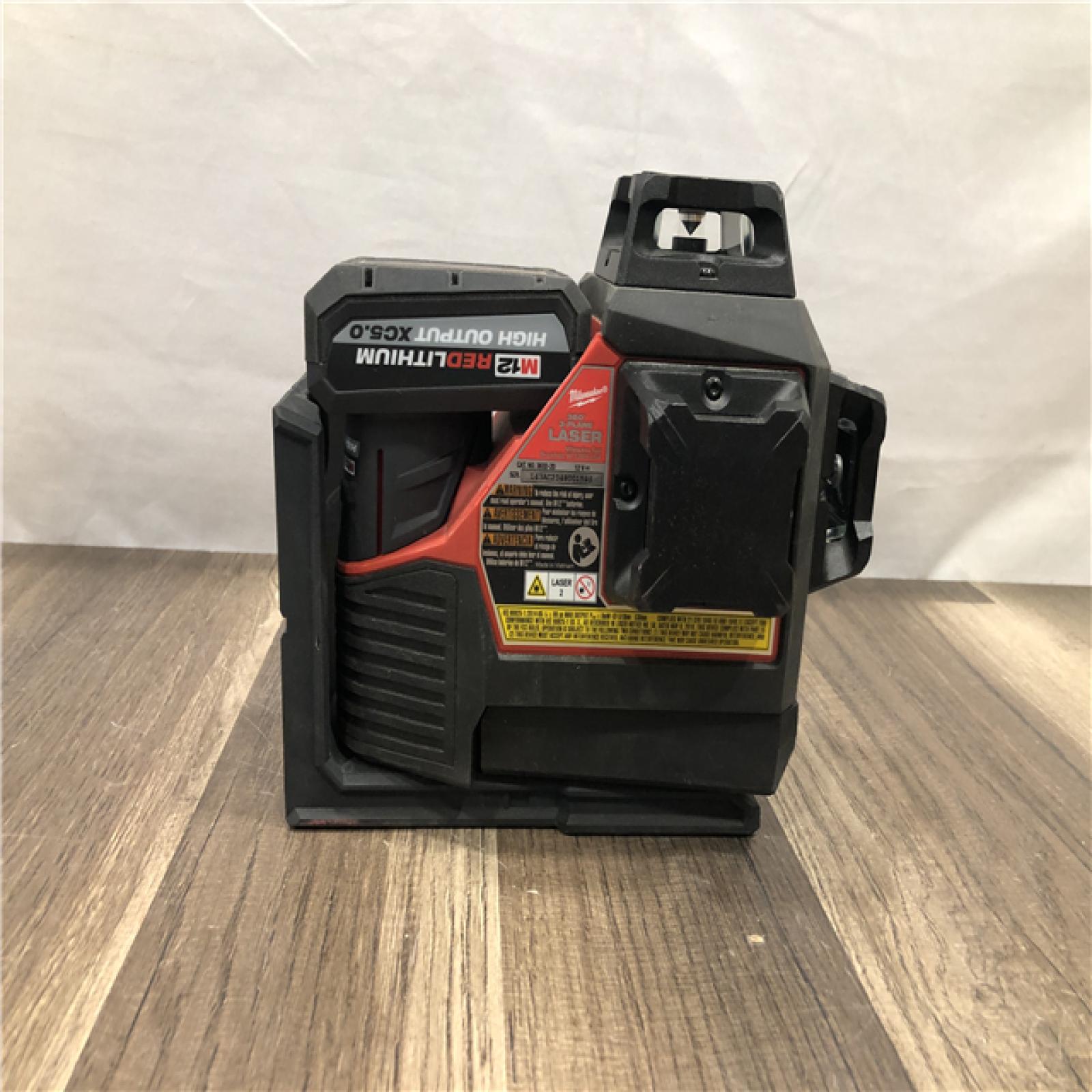 AS-IS Milwaukee M12 12-Volt Lithium-Ion Cordless Green 250 ft. 3-Plane Laser Level Kit