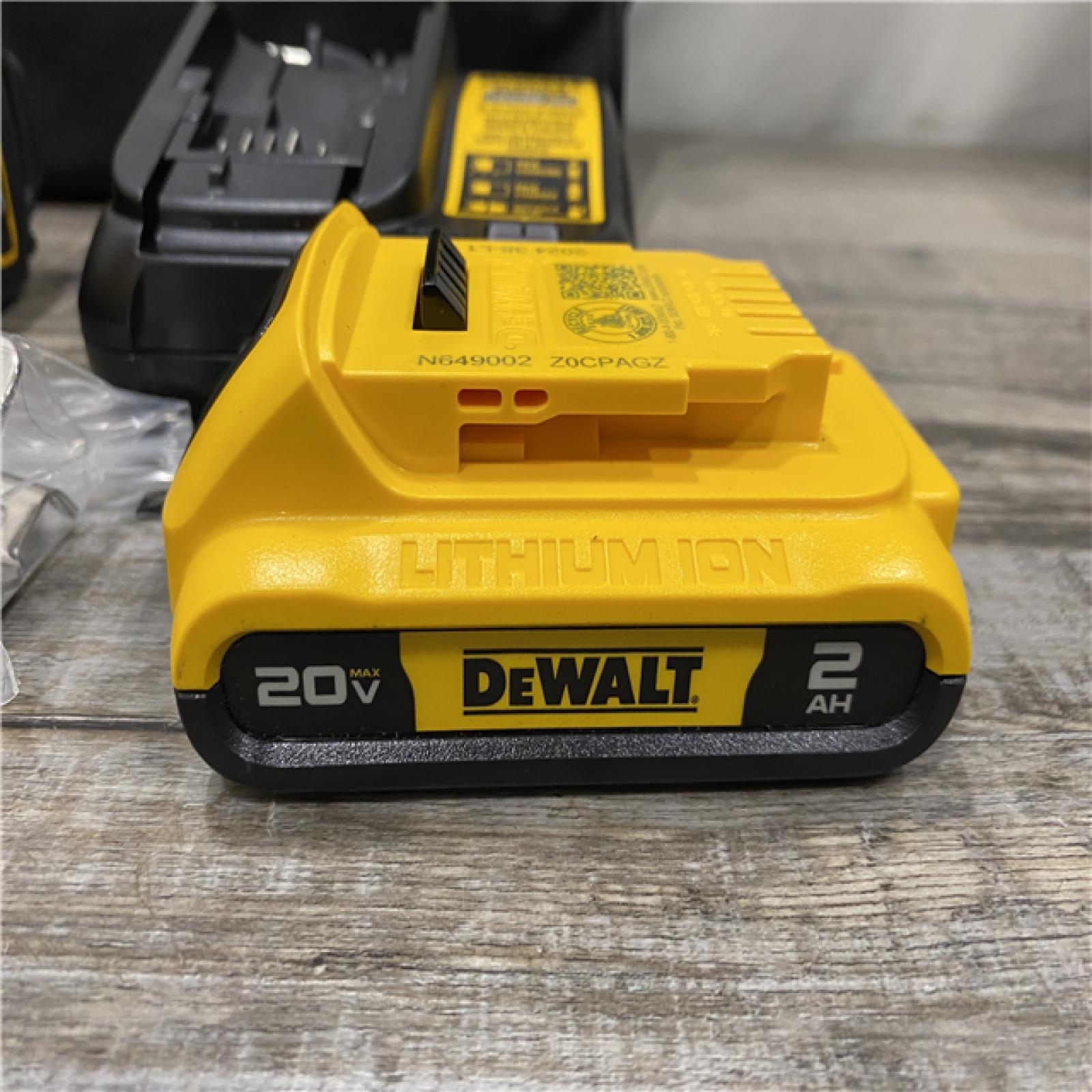 AS-IS DEWALT Atomic 20V Lithium-Ion Cordless Compact 1/2 in. Drill/Driver Kit