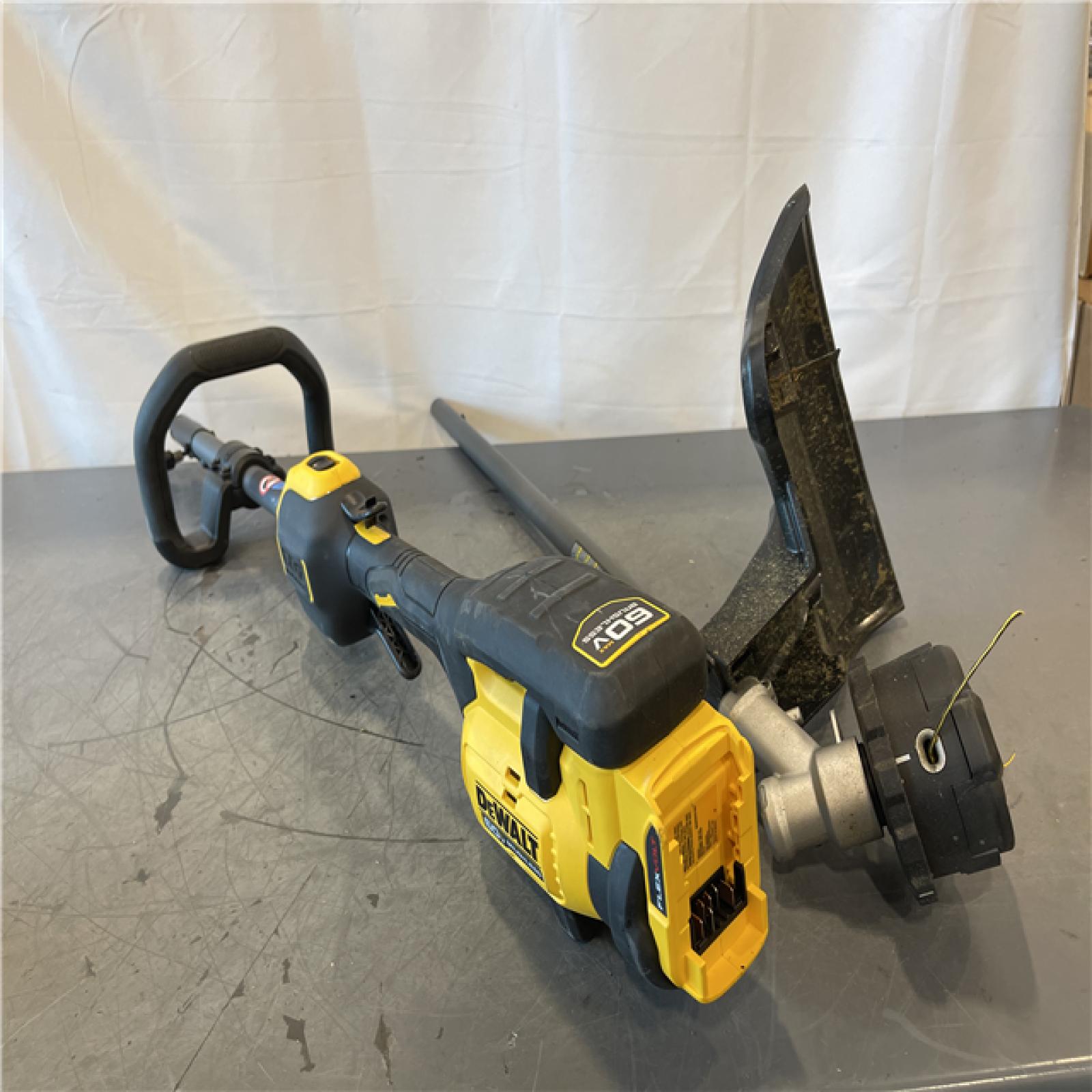 AS-IS - DEWALT FLEXVOLT 60V MAX 17 in. Cordless Battery Powered Attachment Capable Trimmer Kit