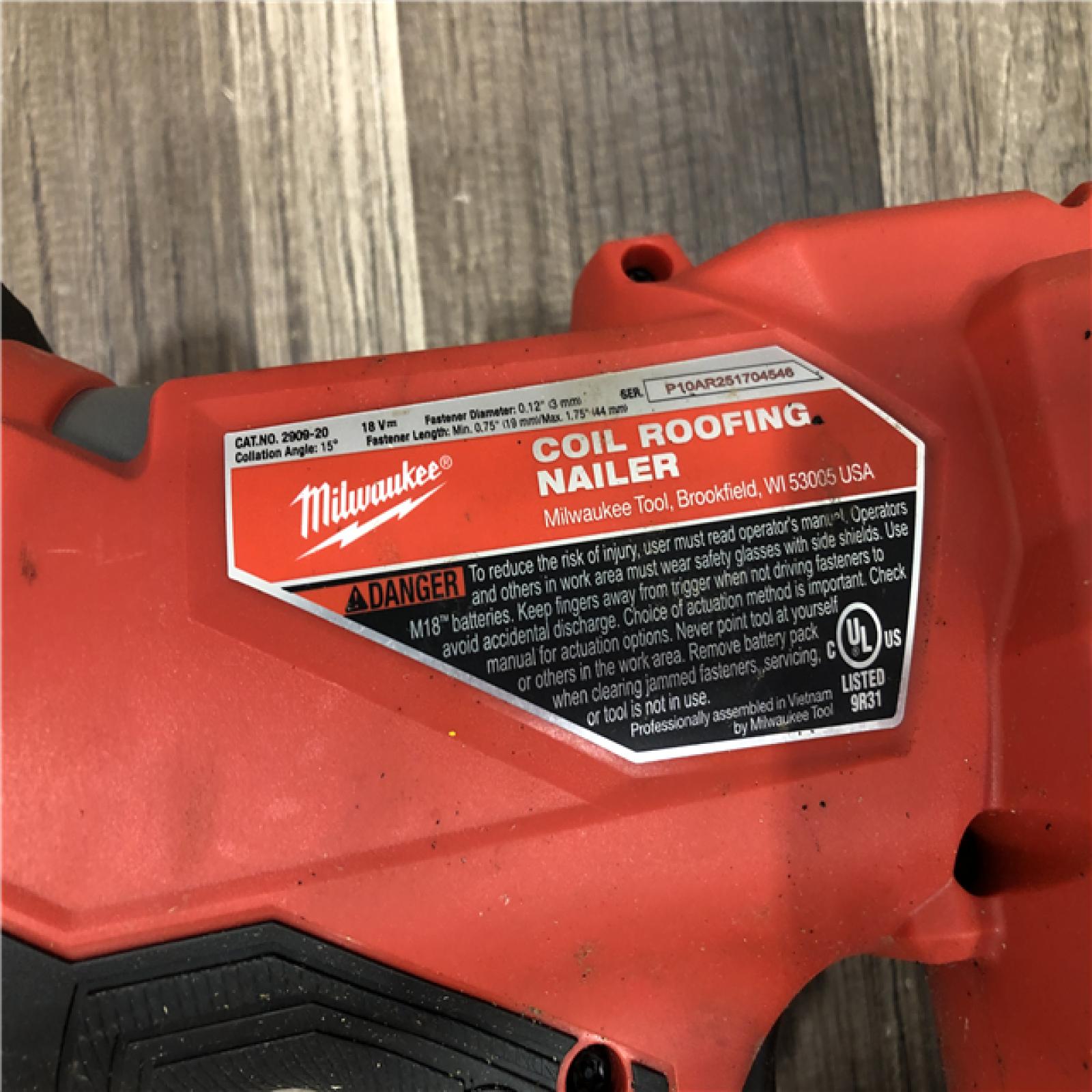 AS-IS Milwaukee M18 FUEL 18-Volt Lithium-Ion Brushless Cordless Coil Roofing Nailer (Tool Only)