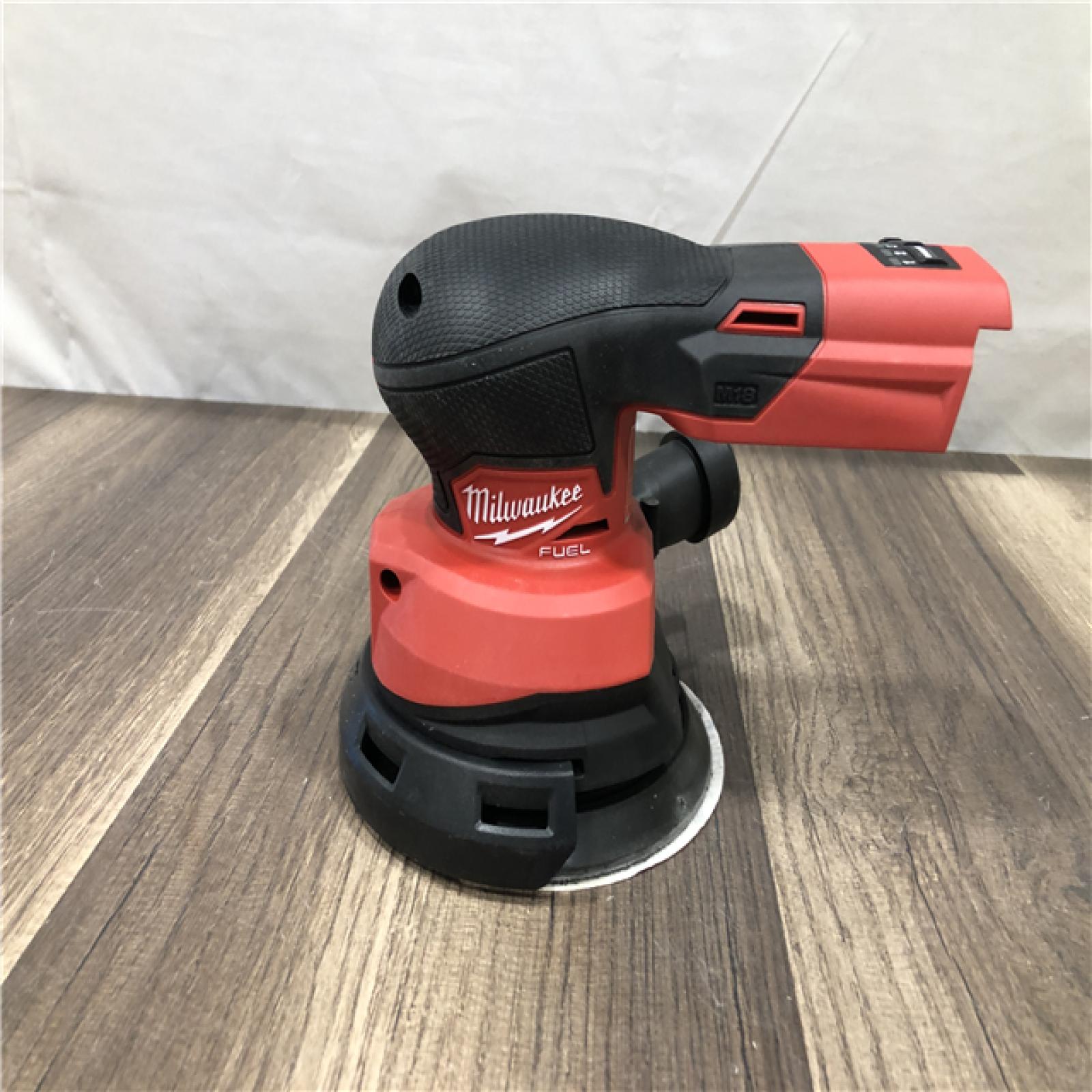 AS-IS Milwaukee 18V Lithium-Ion Brushless Cordless FUEL 5 in. Random Orbit Sander (Tool-Only)