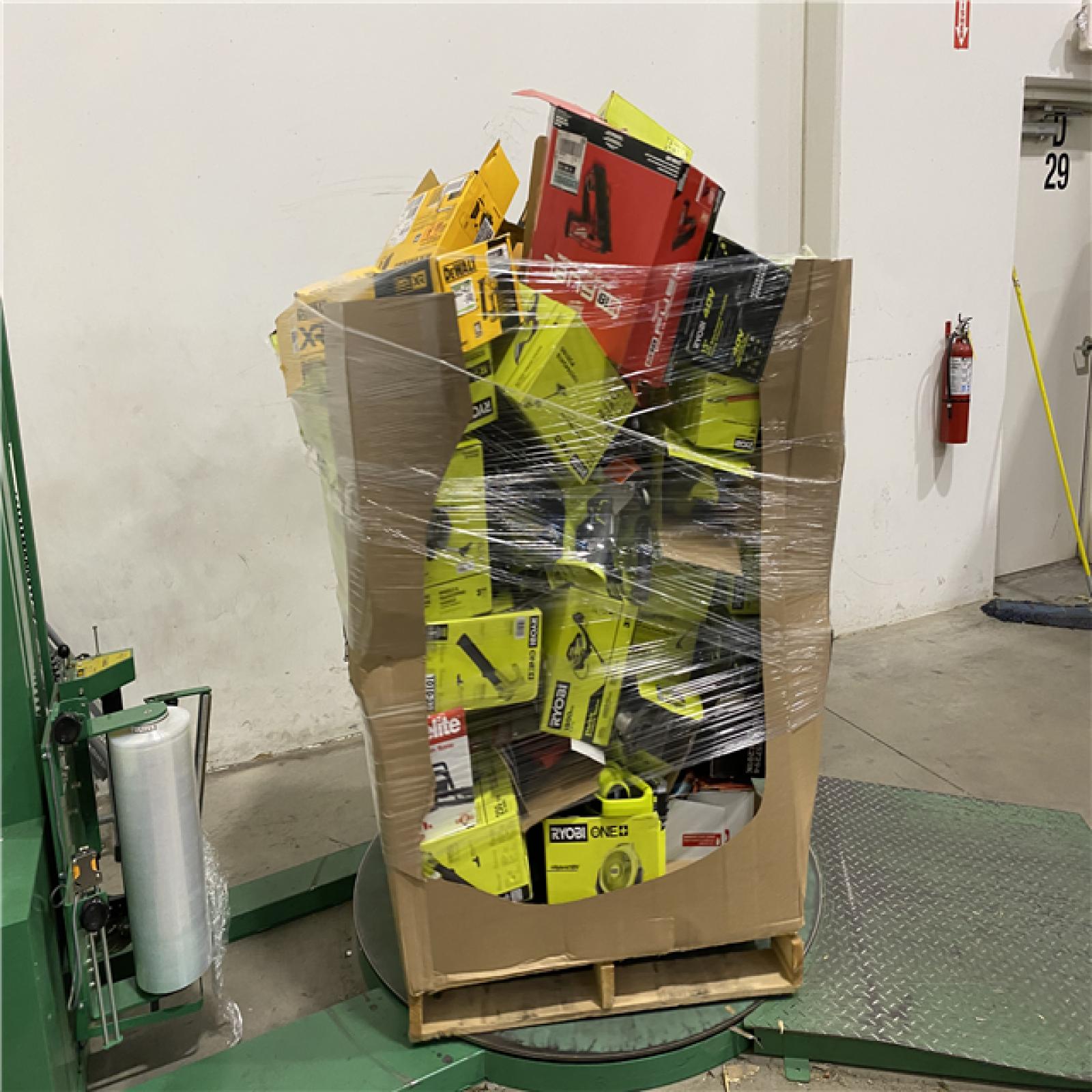 Dallas Location - As-Is Tool Pallet