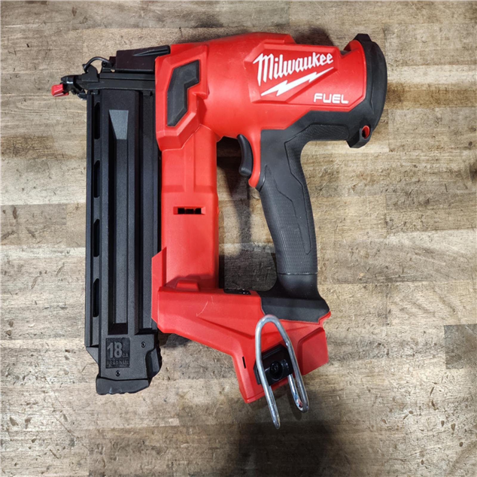 HOUSTON LOCATION - AS-IS Milwaukee M18 Fuel 18V Brushless 18-Gauge Brad Nailer 2746-20 (Bare Tool)
