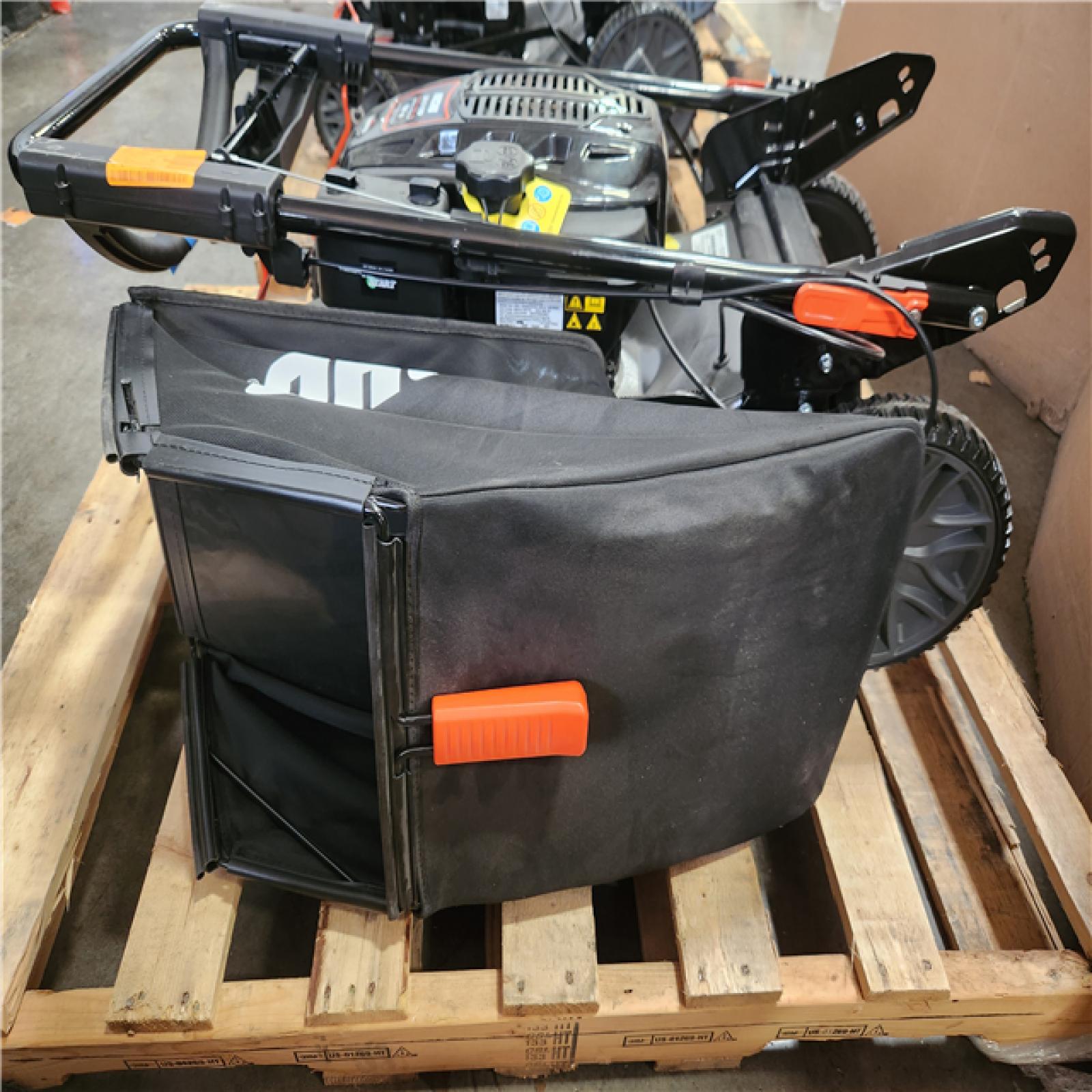 Phoenix LIKE NEW ECHO 21 in. 190 cc Briggs and Stratton Gas 3-in-1 Dual Blade RWD Self-Propelled Lawn Mower with Single Lever Deck Adjustment