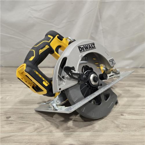 AS-IS DEWALT 20-Volt MAX 7-1/4 in. Cordless Circular Saw (Tool Only)
