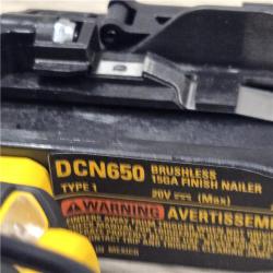 AS-IS DeWalt 15 GA ANGLED FINISH NAILER KIT