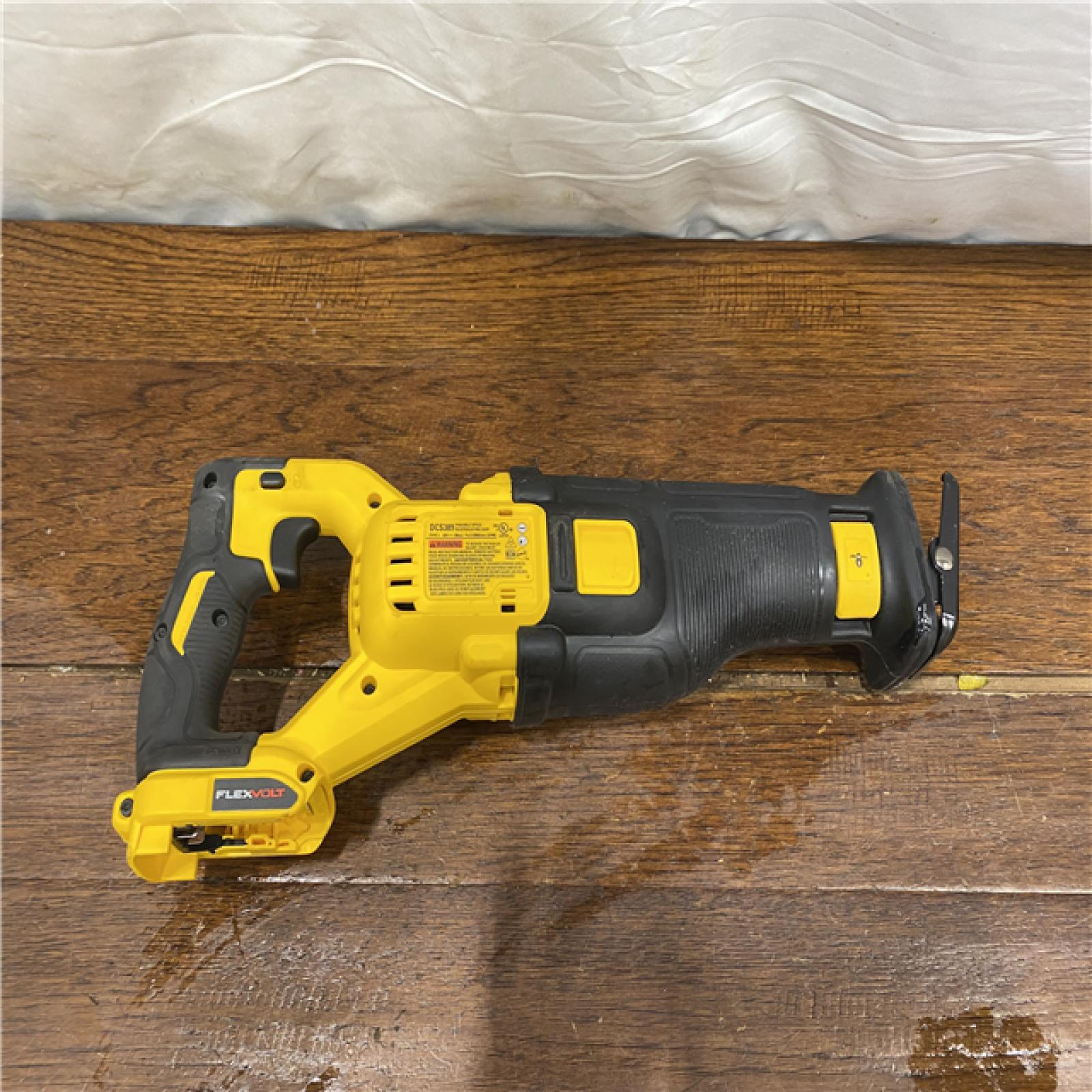 AS-IS DeWalt DCS389B FLEXVOLT 60V MAX Cordless Brushless Reciprocating Saw (Tool-Only)