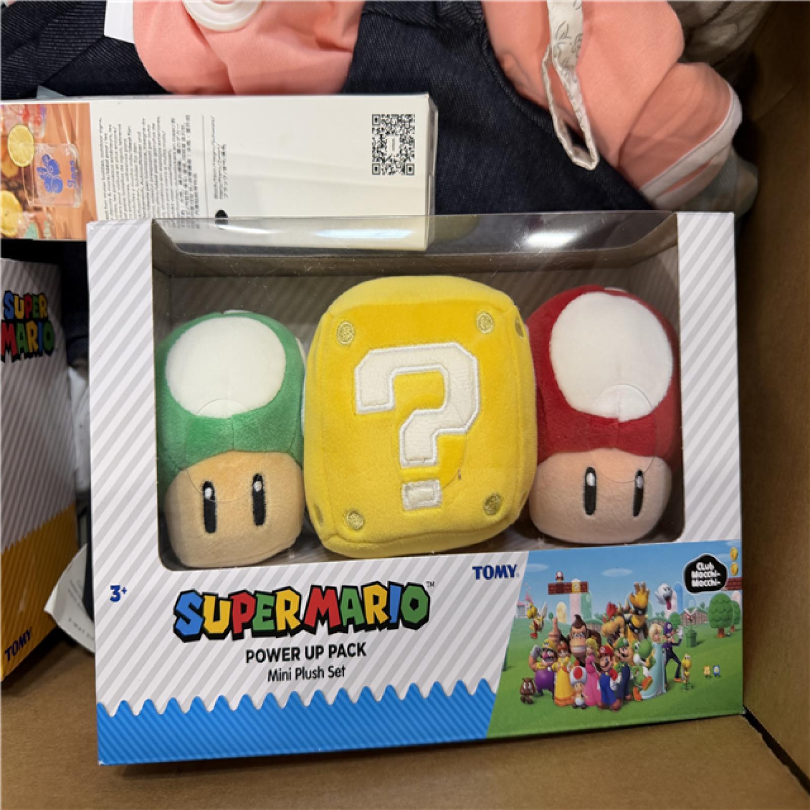 DALLAS LOCATION- NEW!- BULLSEYE MIXED PALLET (APPROX. 200 UNITS)