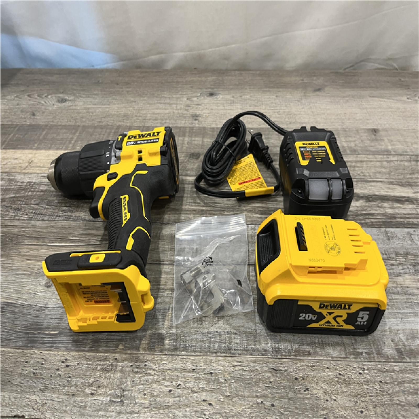 AS-IS DEWALT ATOMIC 20V Lithium-Ion Cordless 1/2 in. Hammer Drill Kit
