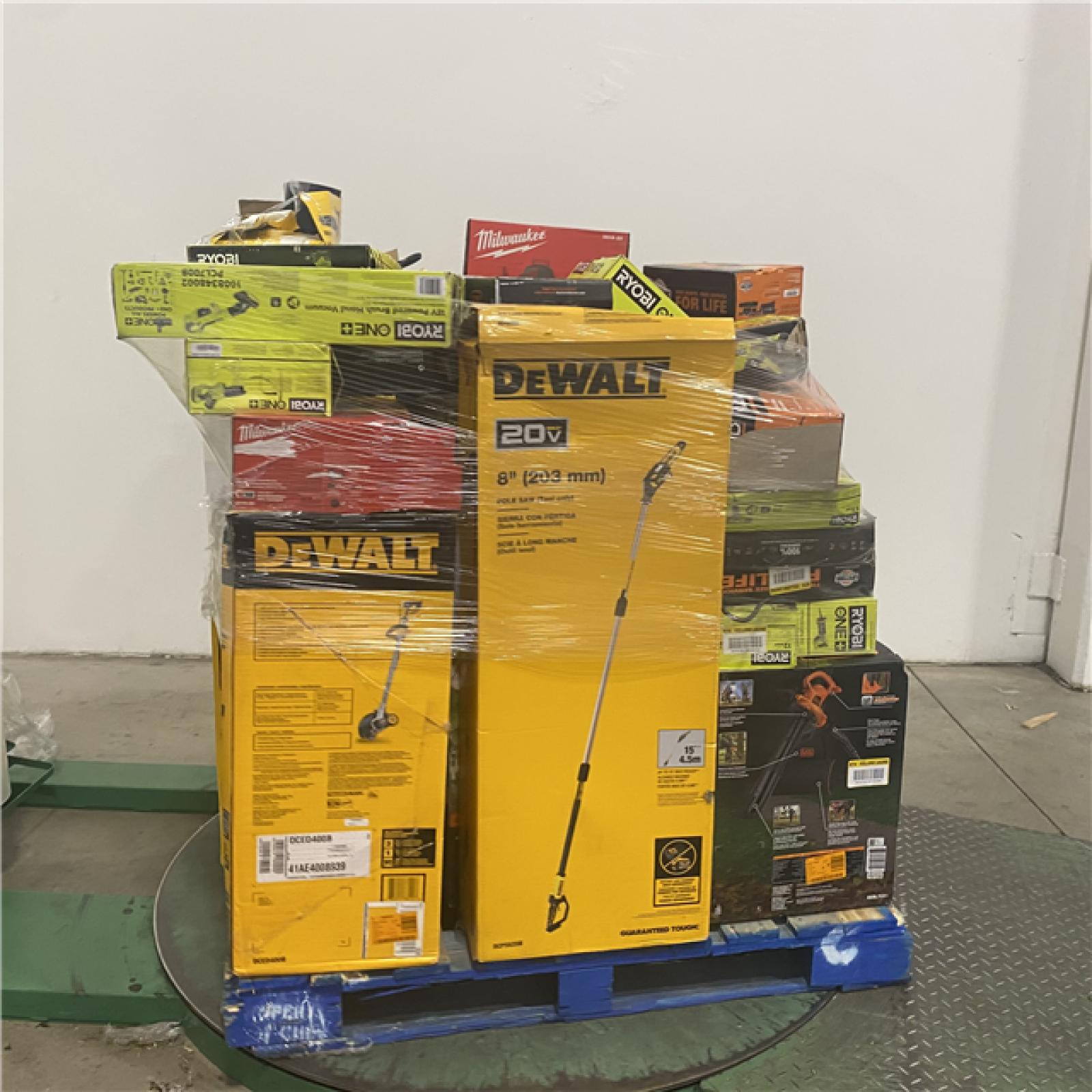 Dallas Location - As-Is Tool Pallet