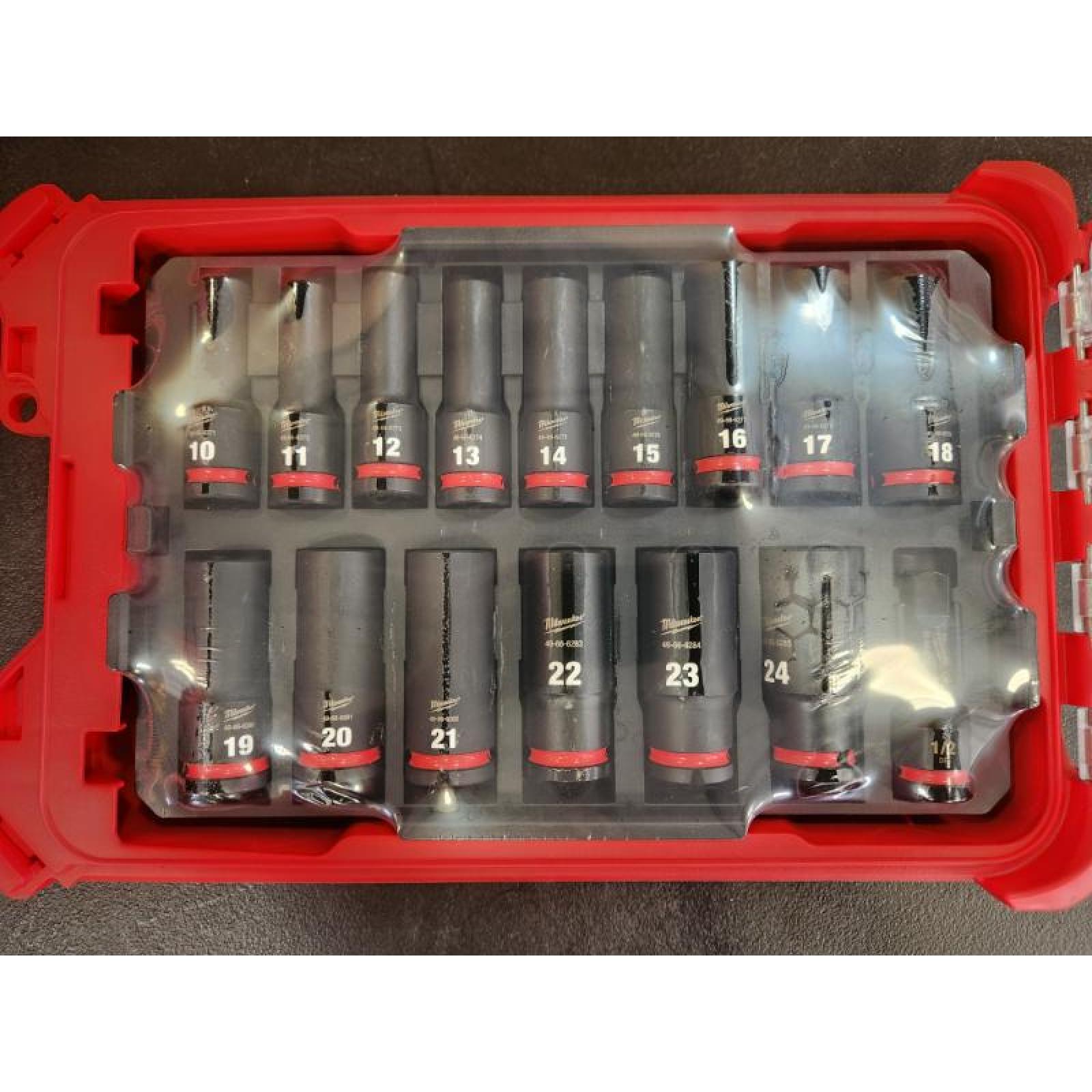 Phoenix NEW Milwaukee SHOCKWAVE Impact-Duty 1/2 in. Drive Metric and SAE Standard Impact PACKOUT Socket Set 16 pieces (SEALED)