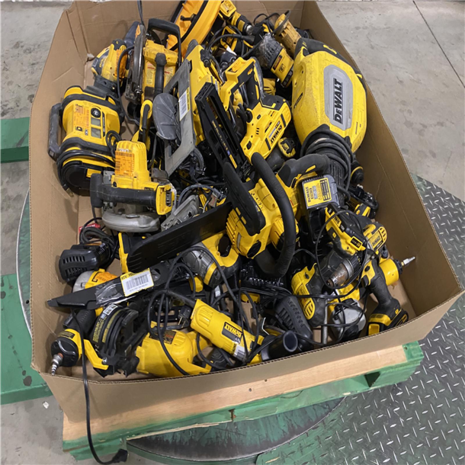 Dallas Location - As-Is DEWALT Tool Pallet