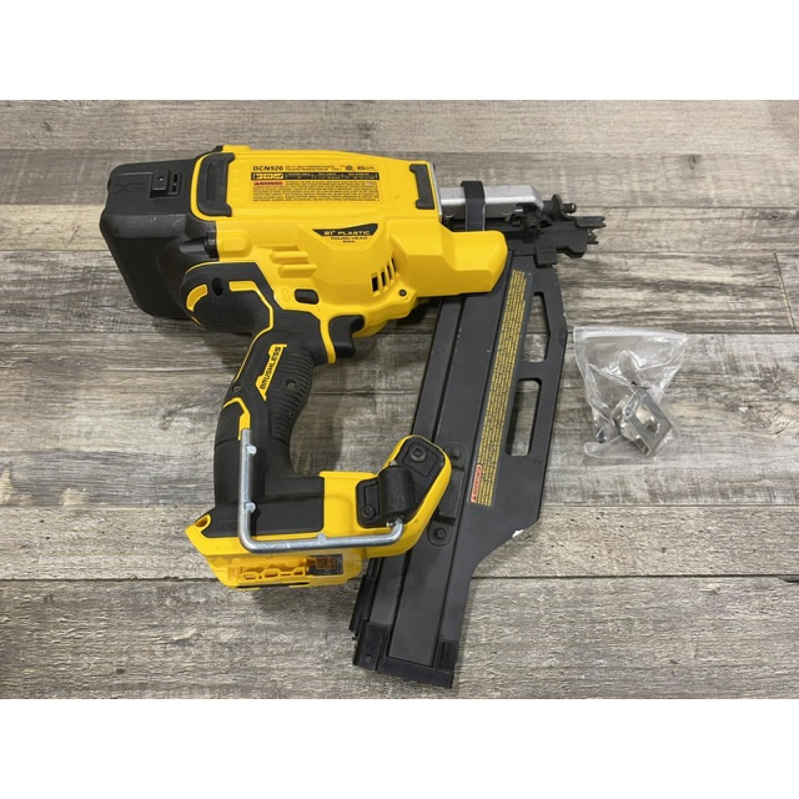 AS-IS DEWALT 20-Volt 21° Cordless Framing Nailer (Tool-Only)