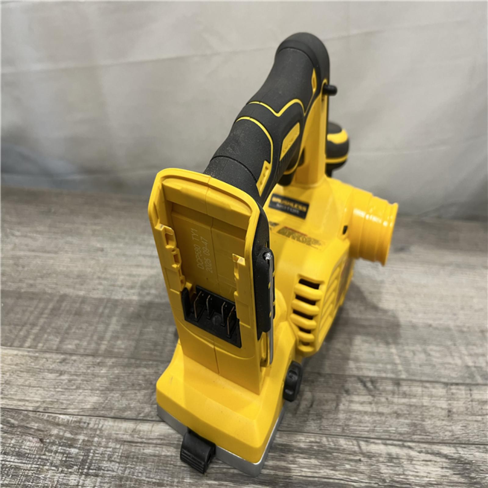AS-IS DEWALT 20V MAX XR Cordless Brushless 3-1/4 in. Planer (Tool Only)