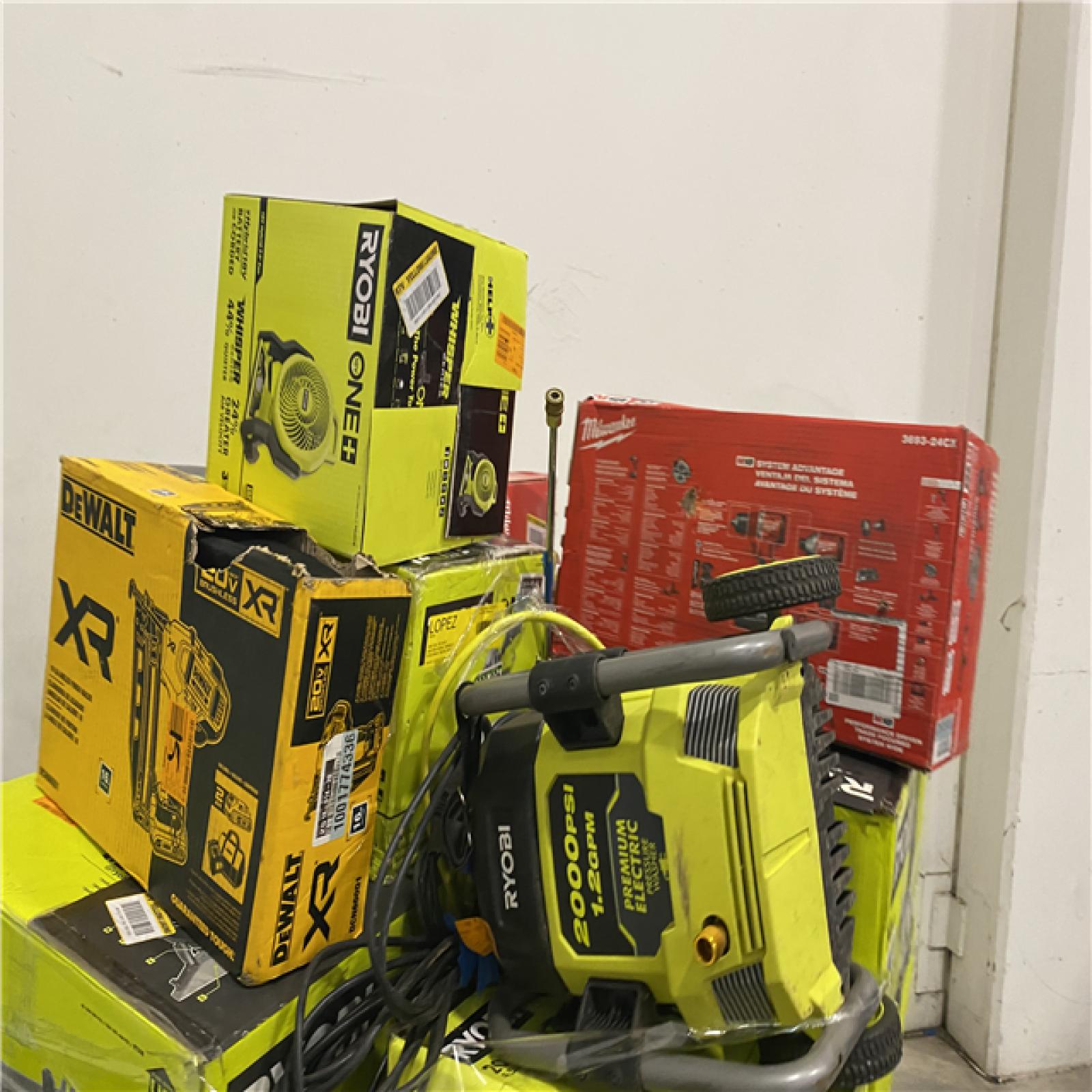 Dallas Location - As-Is Tool Pallet
