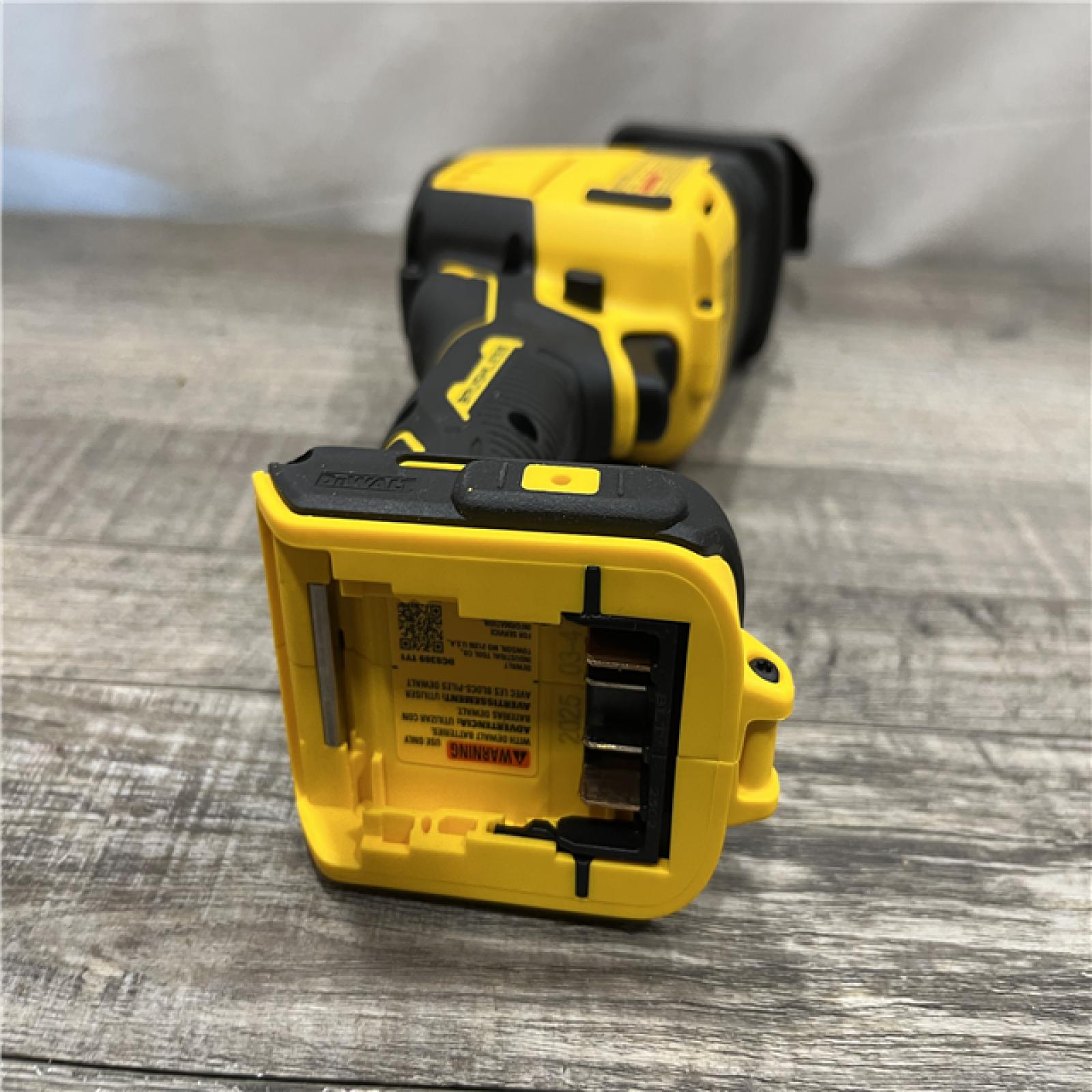 AS-IS DEWALT ATOMIC 20V MAX Cordless Brushless Compact Reciprocating Saw (Tool Only)