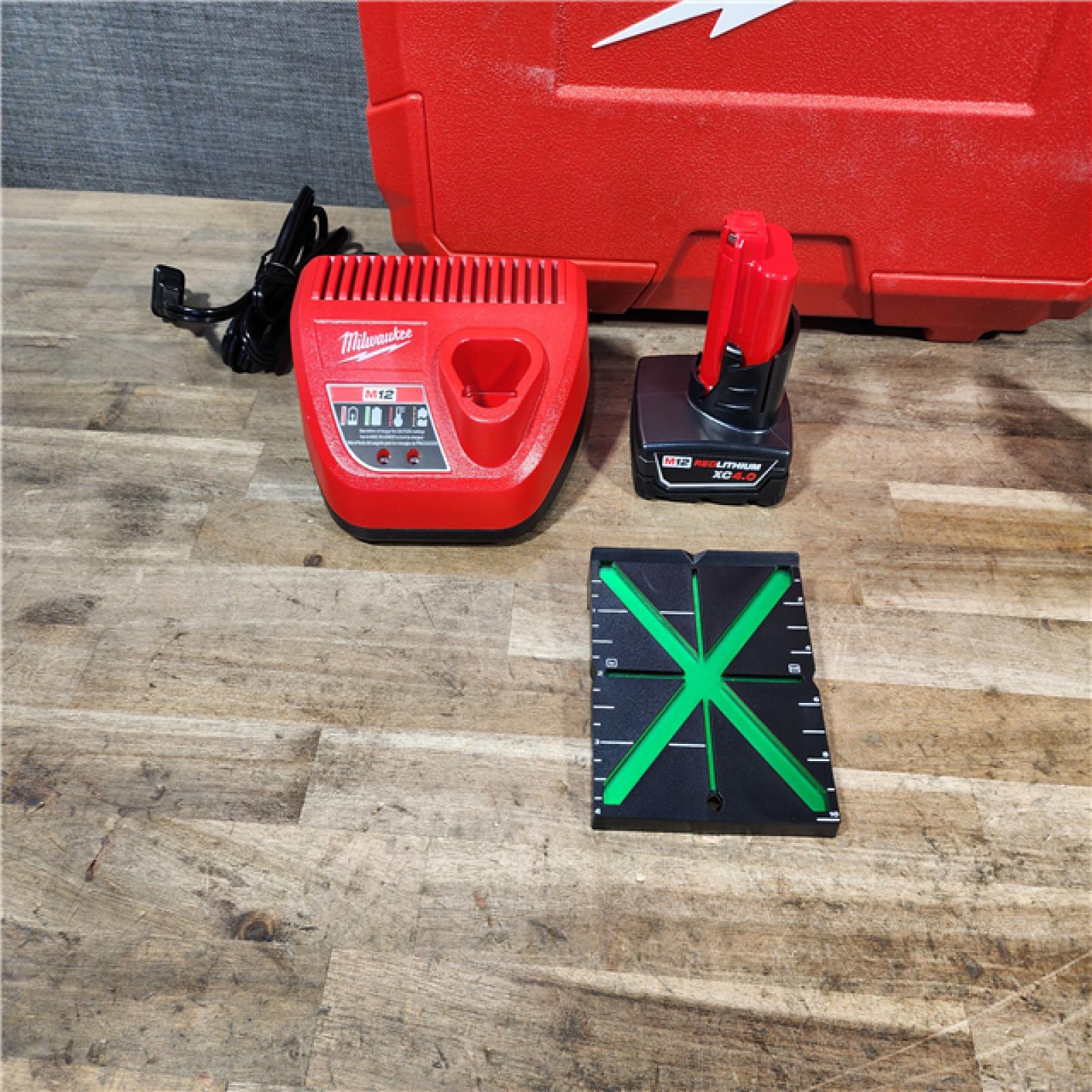 HOUSTON LOCATION - AS-IS Milwaukee 12-Volt Lithium-Ion Cordless Green 250 ft. 3-Plane Laser Level Kit