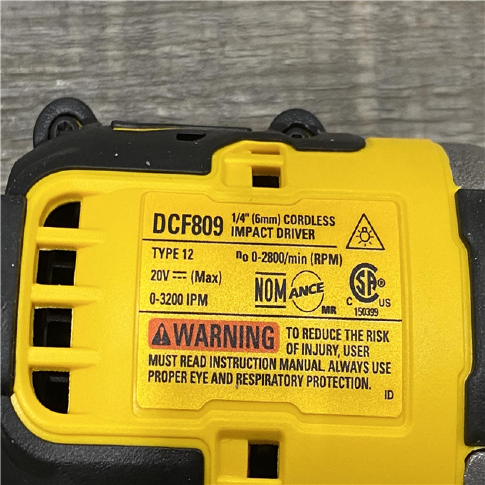 AS-IS DEWALT Atomic 20V Max Lithium-Ion Brushless Cordless Compact 1/4 in. Impact Driver Kit