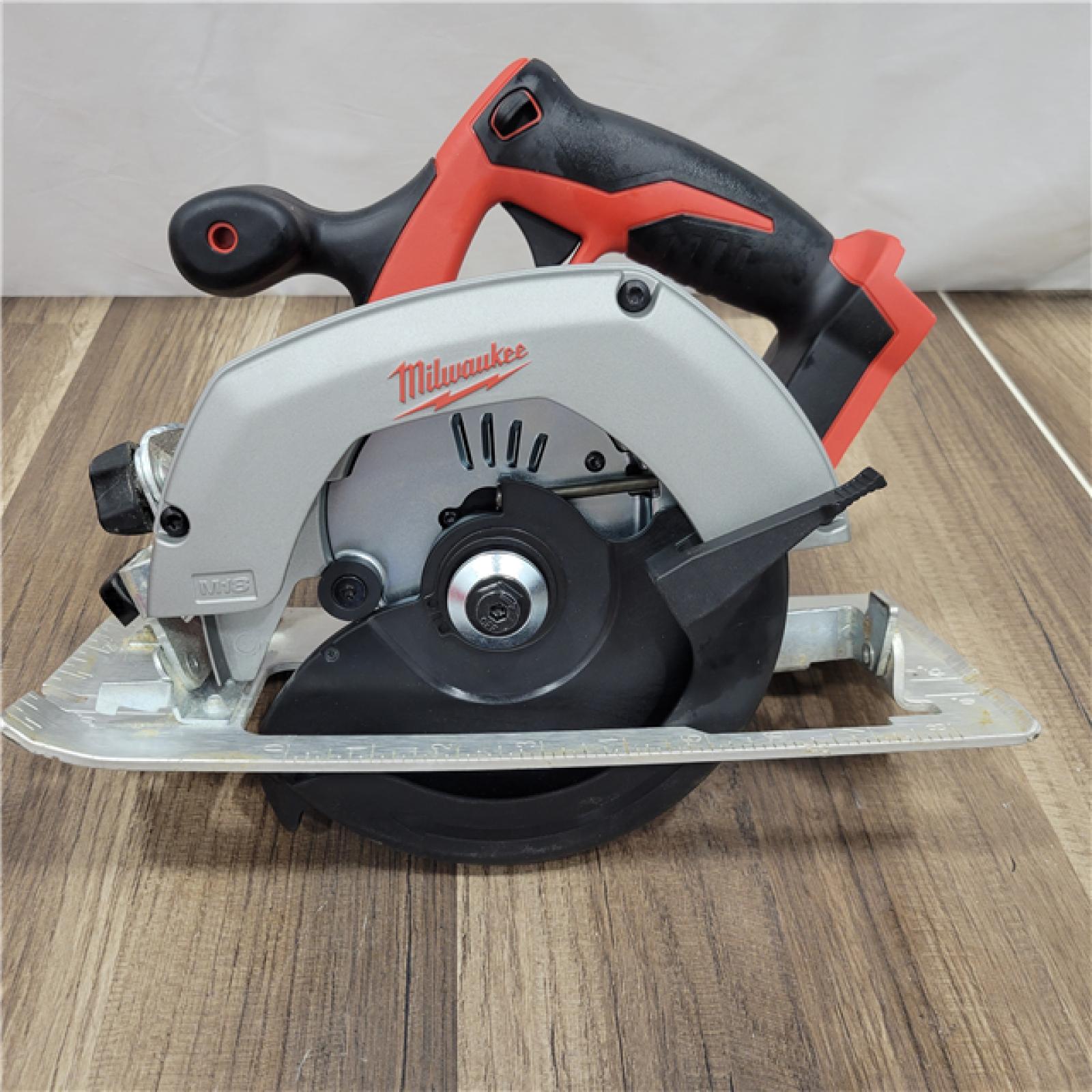 AS-IS  Milwaukee 2630-20 M18 Cordless 6-1/2 Circular Saw Bare Tool Only - All