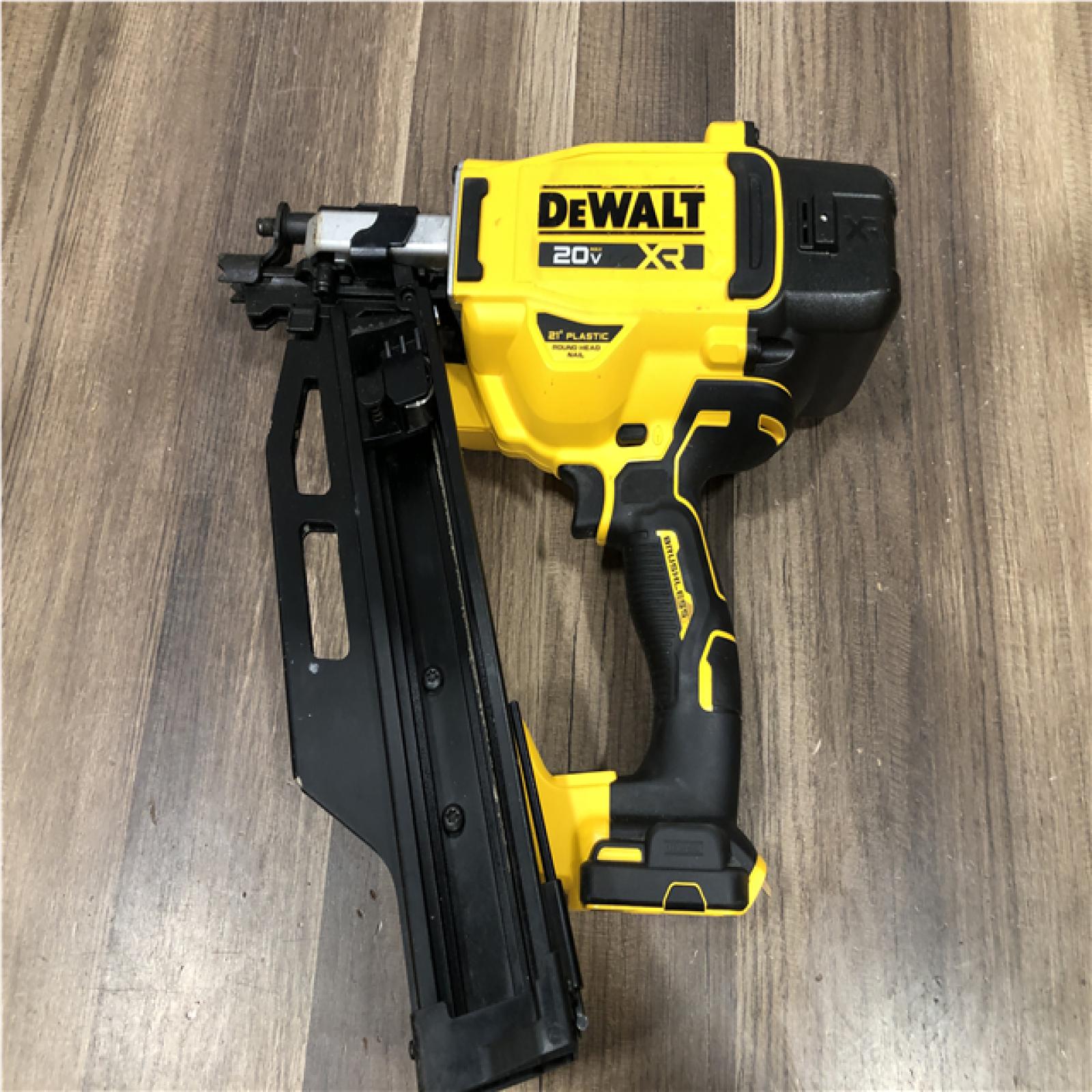 AS-IS DEWALT 20-Volt 21° Cordless Framing Nailer (Tool-Only)