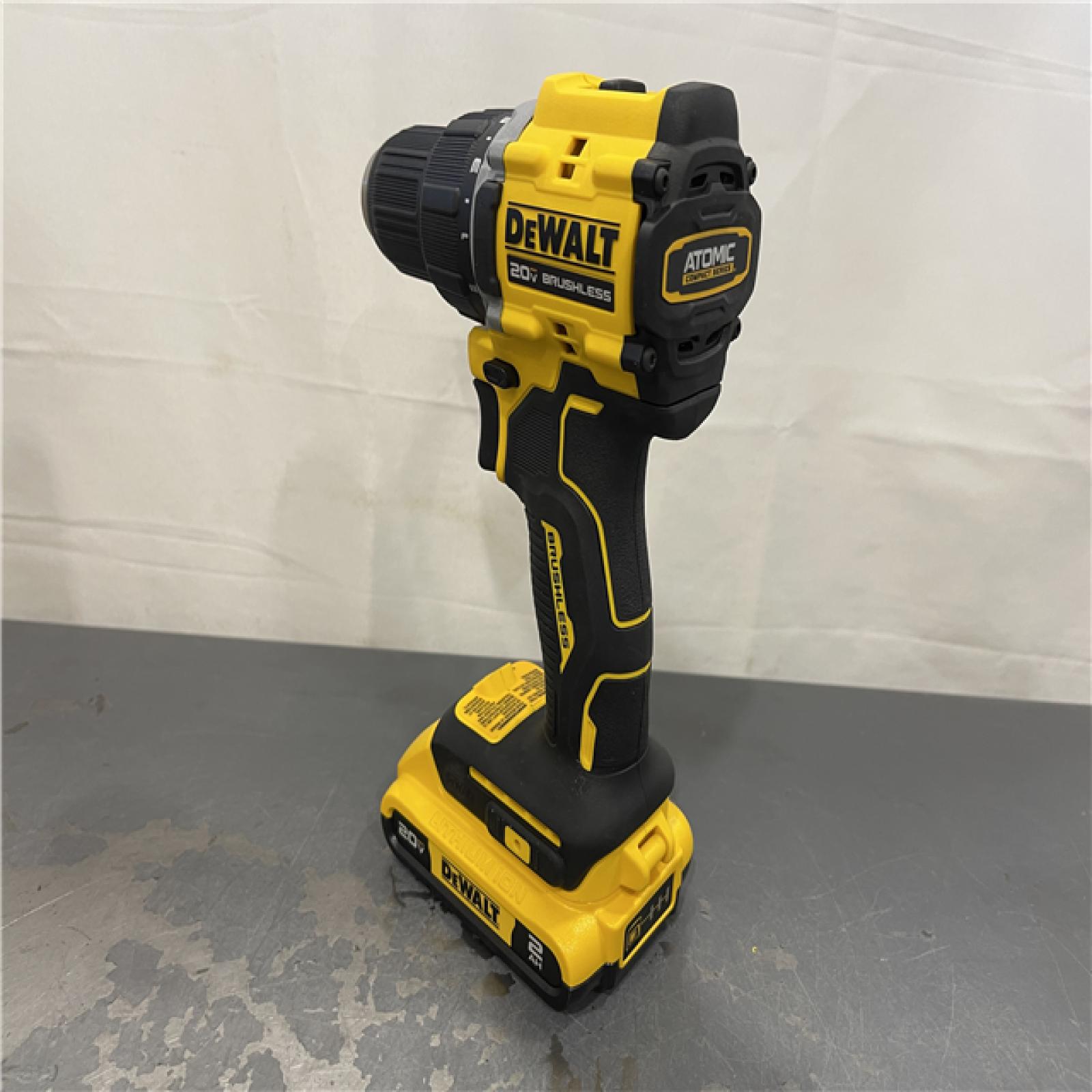 AS-IS - DEWALT ATOMIC 20-Volt Lithium-Ion Cordless Compact 1/2 in. Drill/Driver Kit