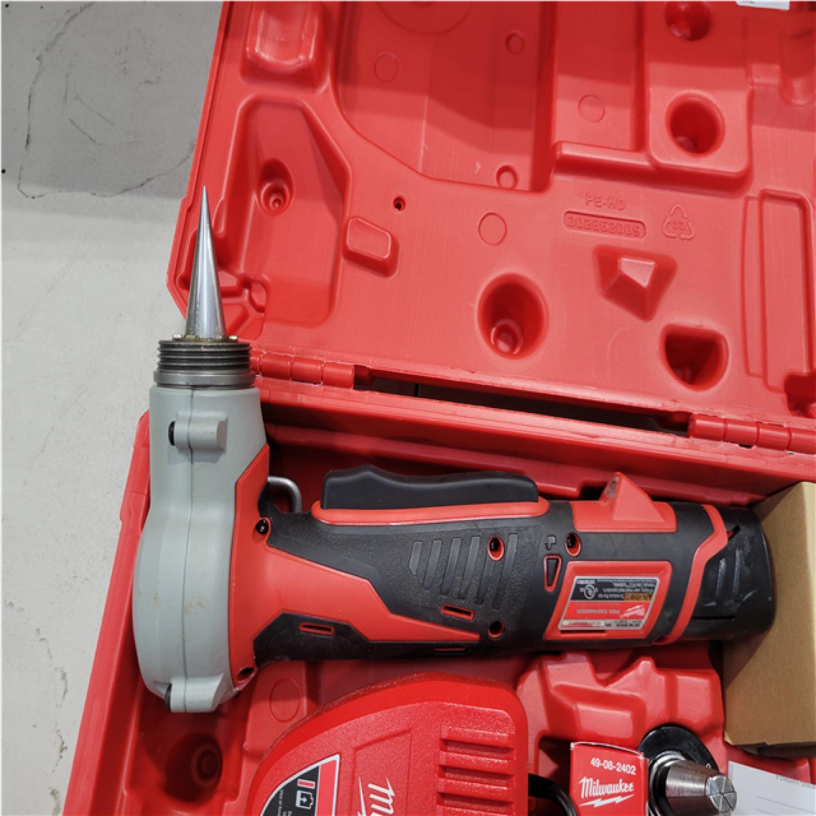 CALIFORNIA AS-IS MILWAUKEE M12 PEX EXPANDER KIT