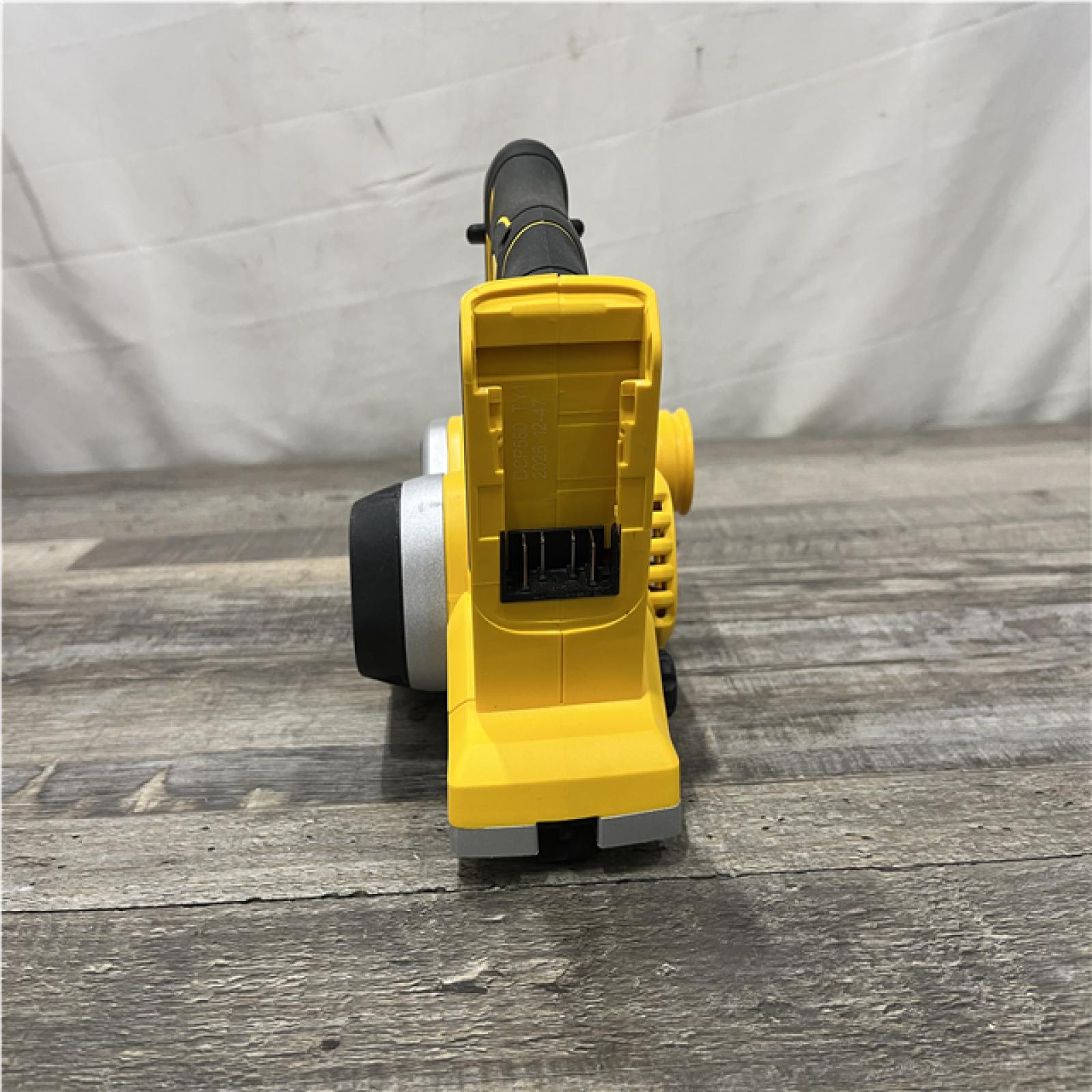 AS-IS DEWALT 20V MAX XR Cordless Brushless 3-1/4 in. Planer (Tool Only)
