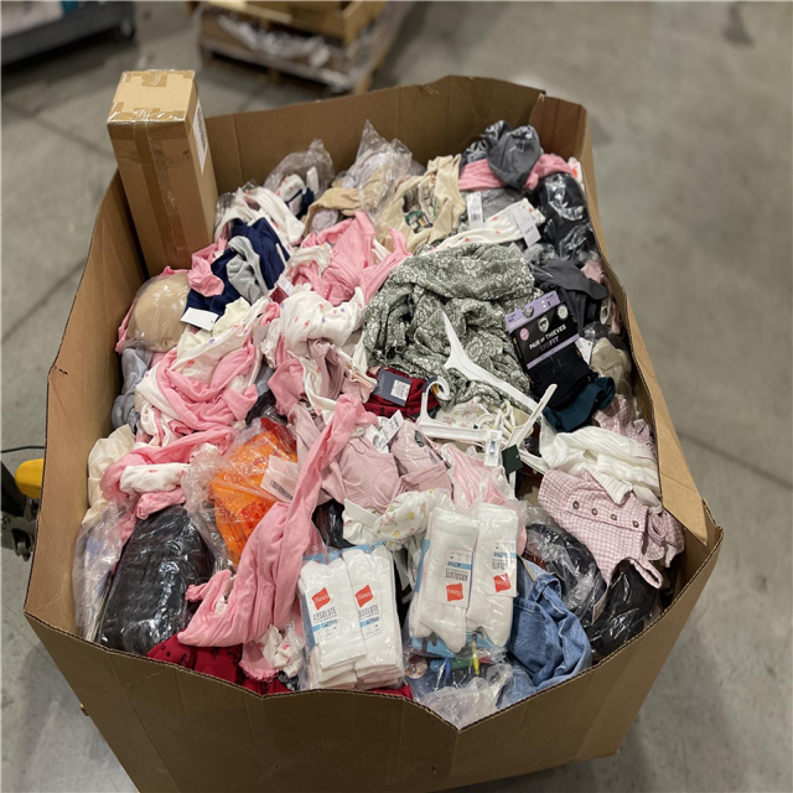 DALLAS LOCATION- NEW!- BULLSEYE MIXED PALLET