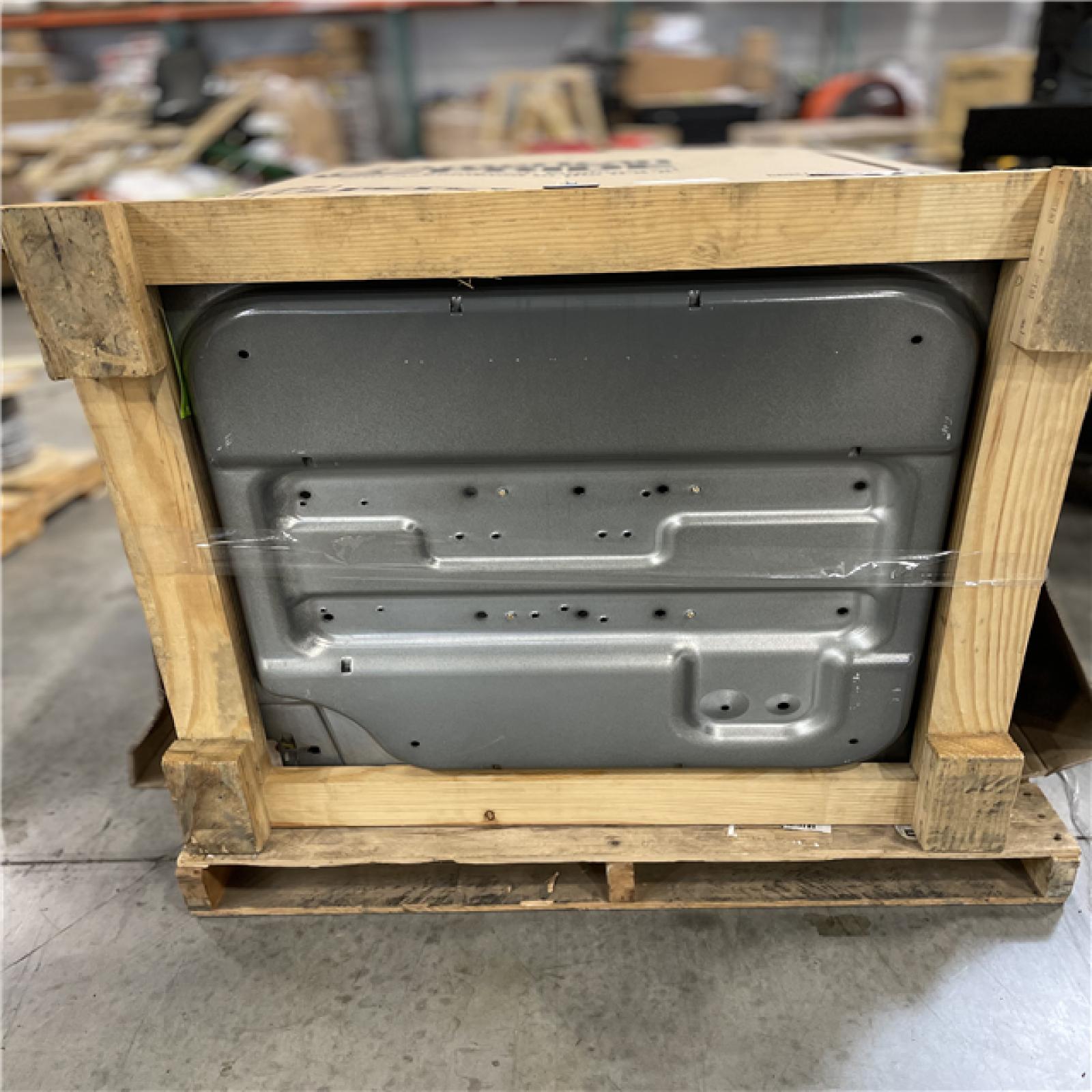 DALLAS LOCATION- AS-IS Goodman 14.3 SEER2 5 Ton Condenser