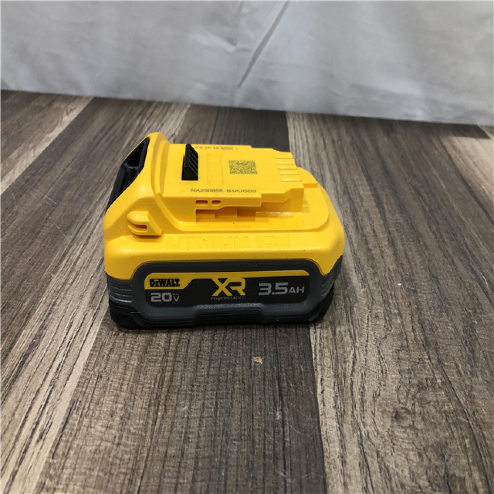 AS-IS DEWALT 20V MAX XR POWERSTACK Lithium-Ion Battery Starter Kit