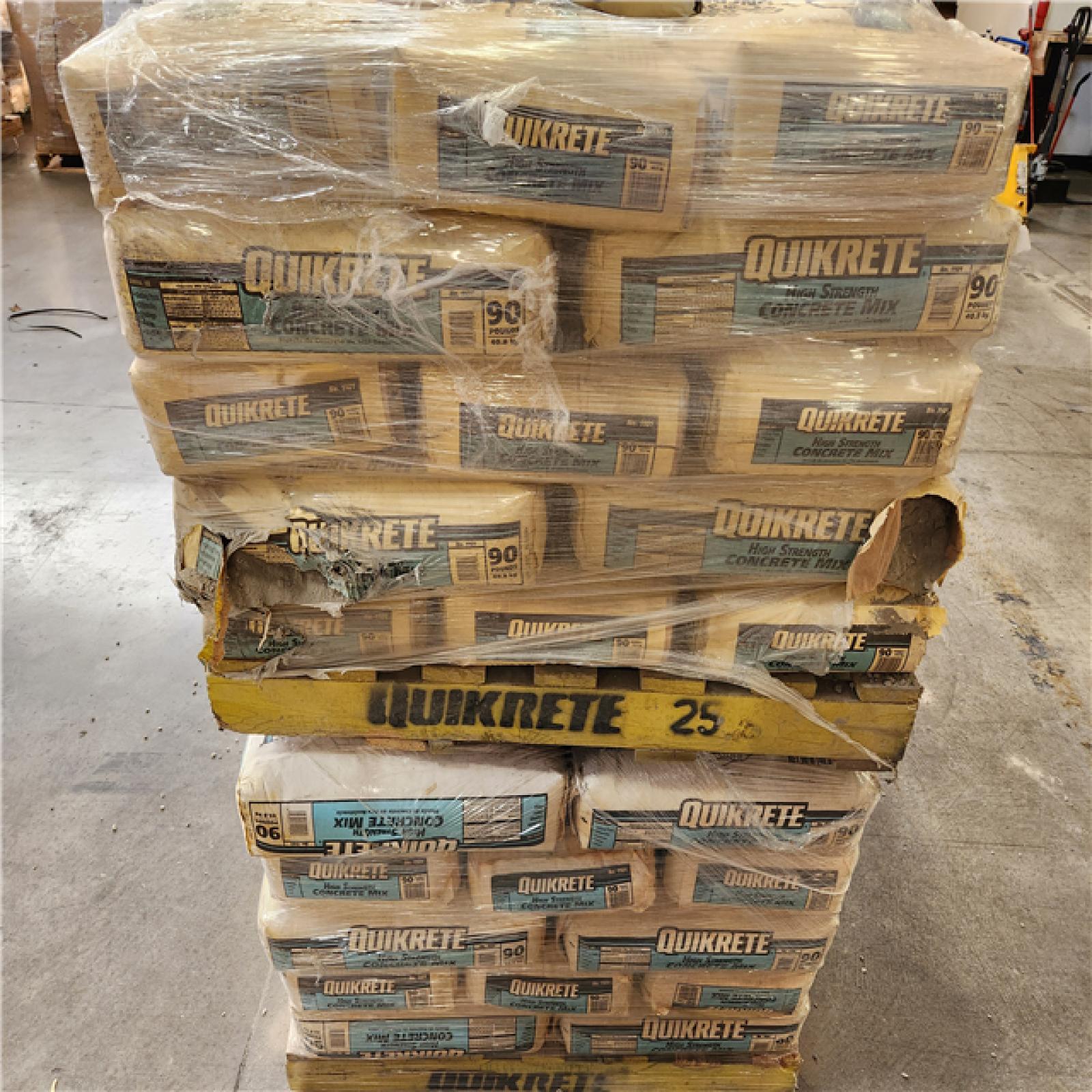 Phoenix AS-IS Quikrete 90 lb. Concrete Mix Pallet (70 Bags)