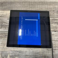 AS-IS Microsoft Surface Pro 4 12.3 Tablet 16GB / 256GB Intel Core i7 Windows 10 Pro