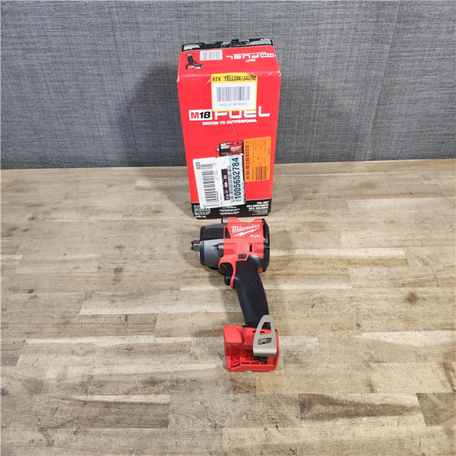 HOUSTON LOCATION - AS-IS (APPEARS LIKE NEW) Milwaukee M18 18V Fuel 1/2 Mid-Torque Impact Wrench Cordless Lithium-Ion Brushless with Friction Ring 2962-20