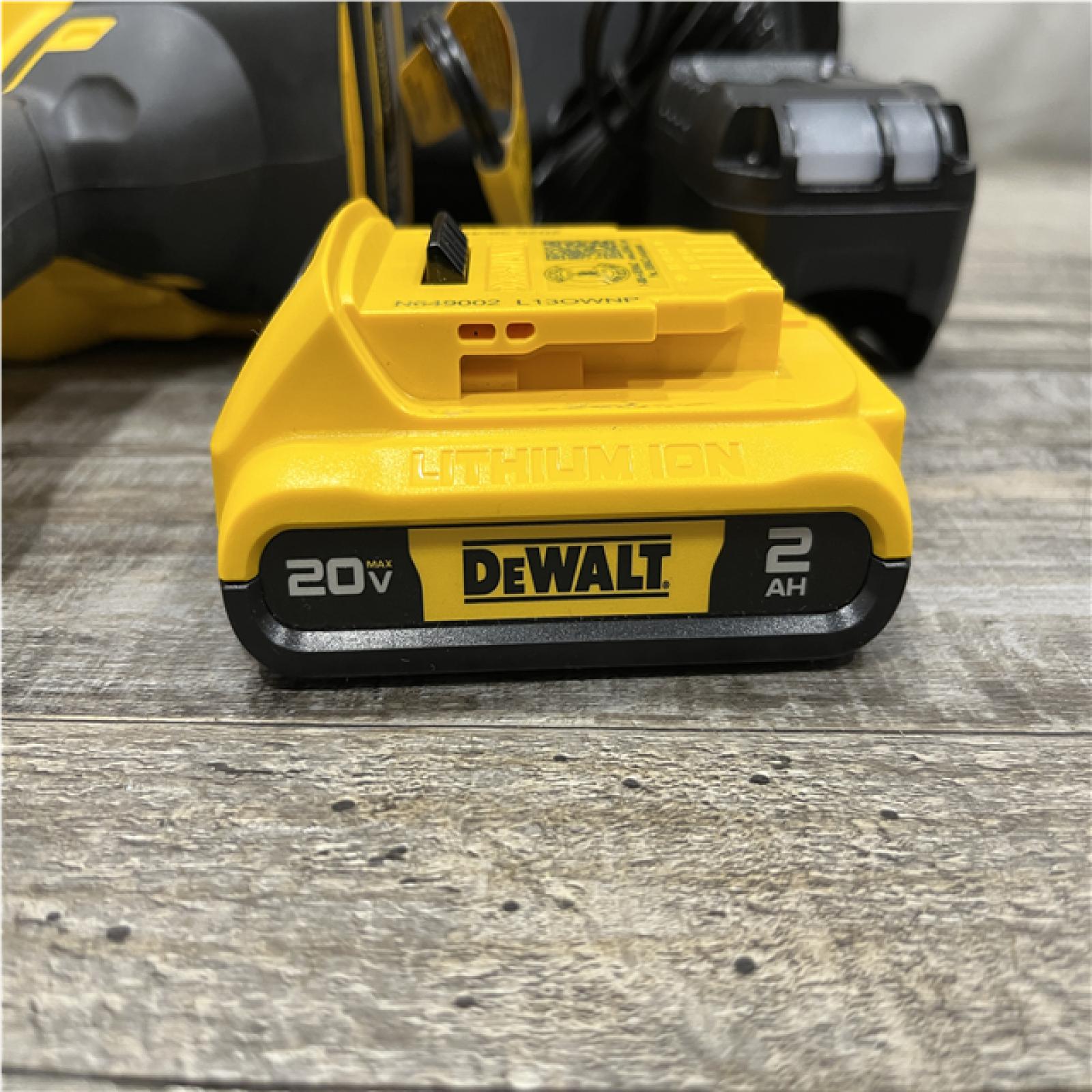 AS-IS DEWALT 20V MAX XR 16-Gauge Electric Cordless Angled Finishing Nailer Kit