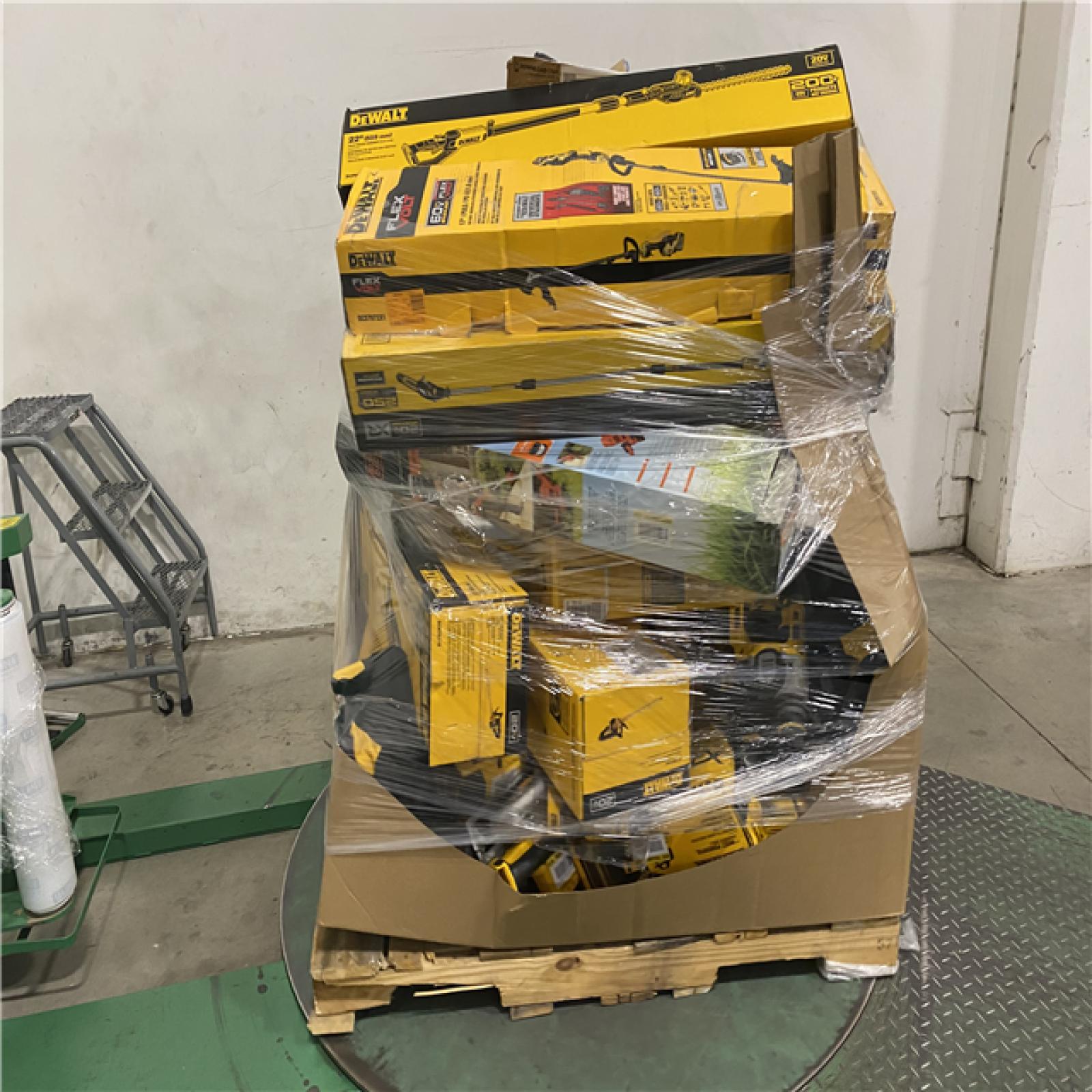 Dallas Location - As-Is DEWALT Tool Pallet