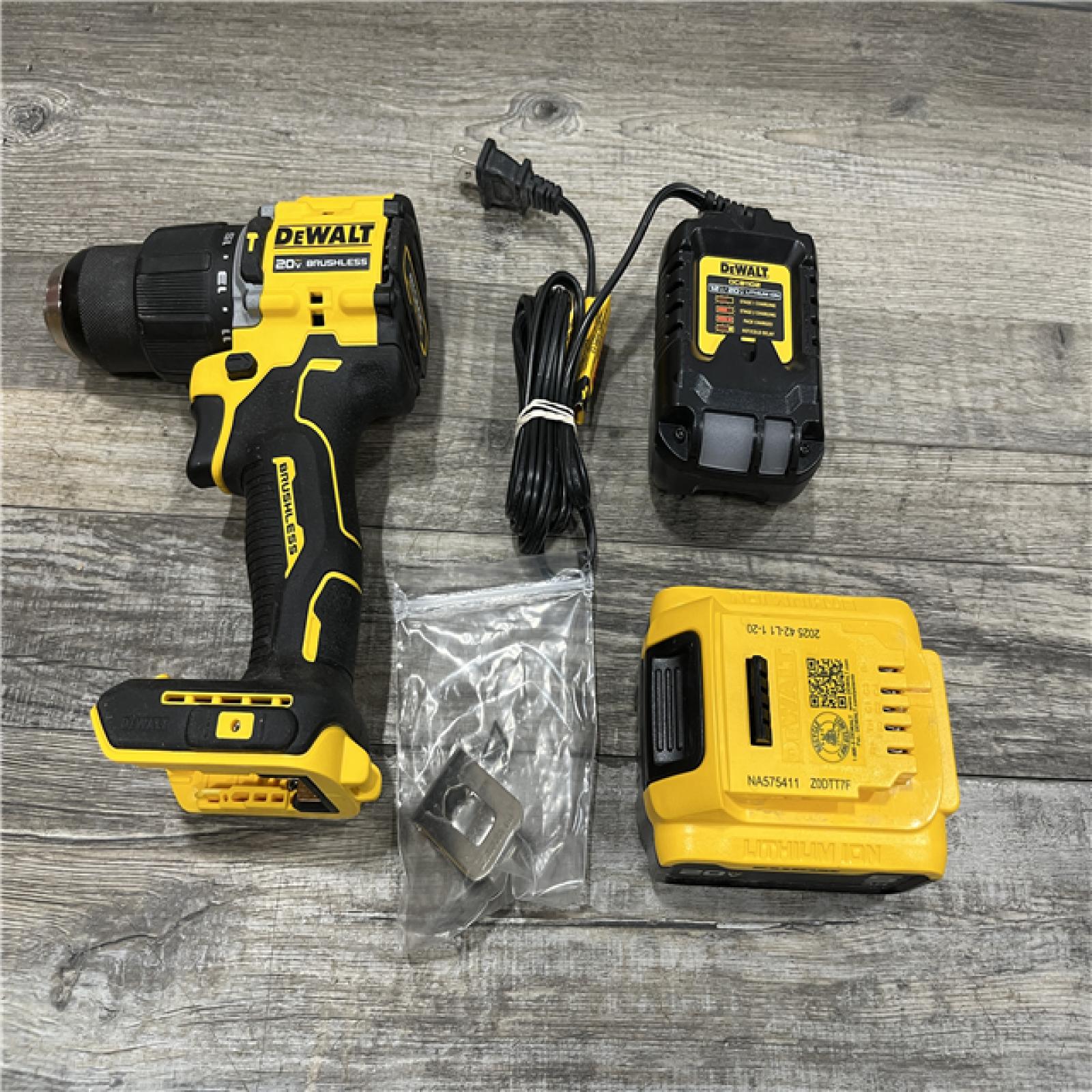 AS-IS DEWALT ATOMIC 20V Lithium-Ion Cordless 1/2 in. Hammer Drill Kit