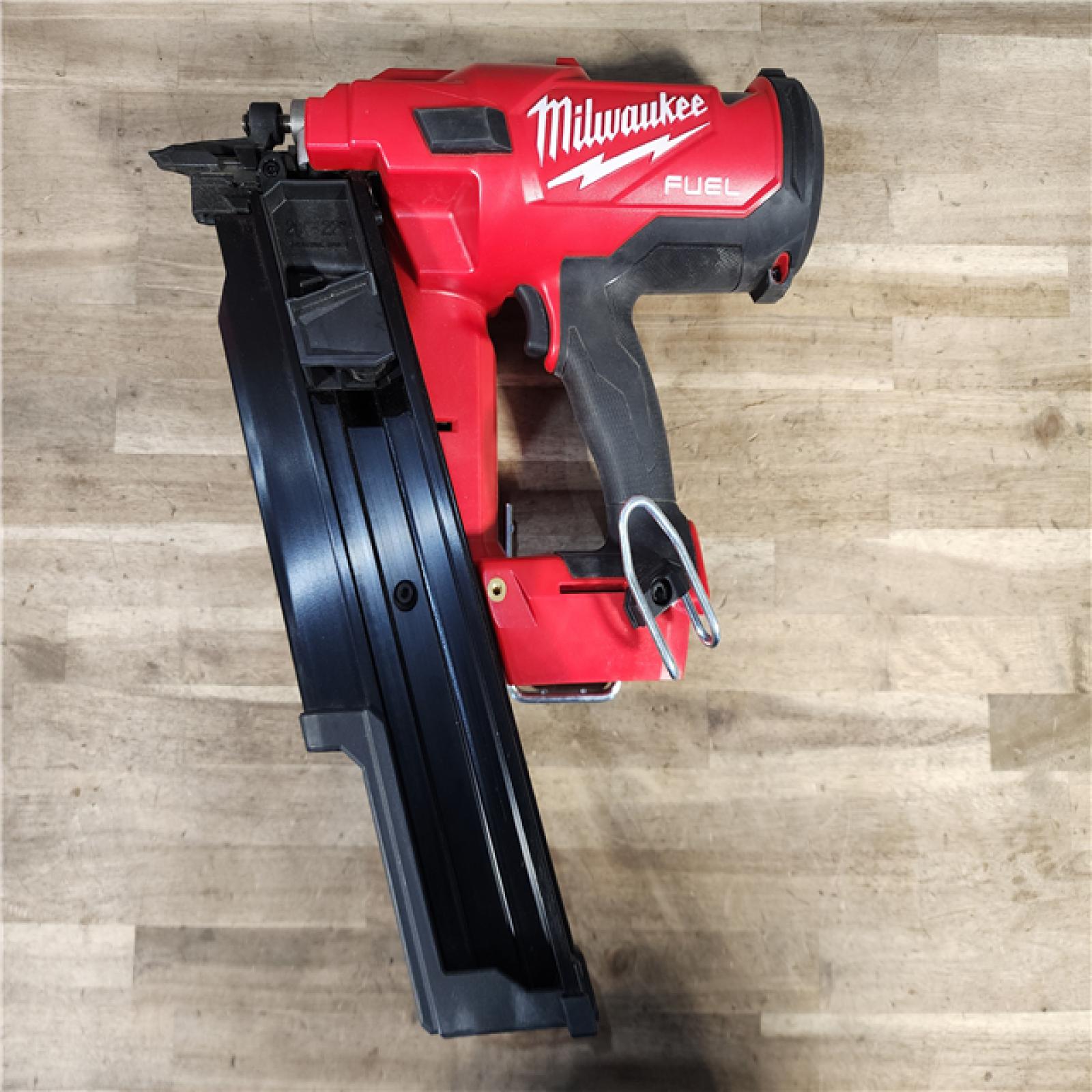 HOUSTON LOCATION - AS-IS Milwaukee 2744-20 M18 FUEL 3-1/2 in. 18-Volt 21-Degree Lithium-Ion Brushless Cordless Framing Nailer (Tool-Only)